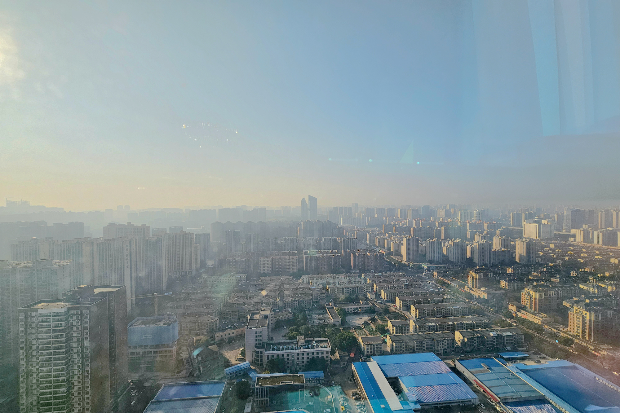 运达中央广场一、二期  6室2厅4卫    1580.0万其他