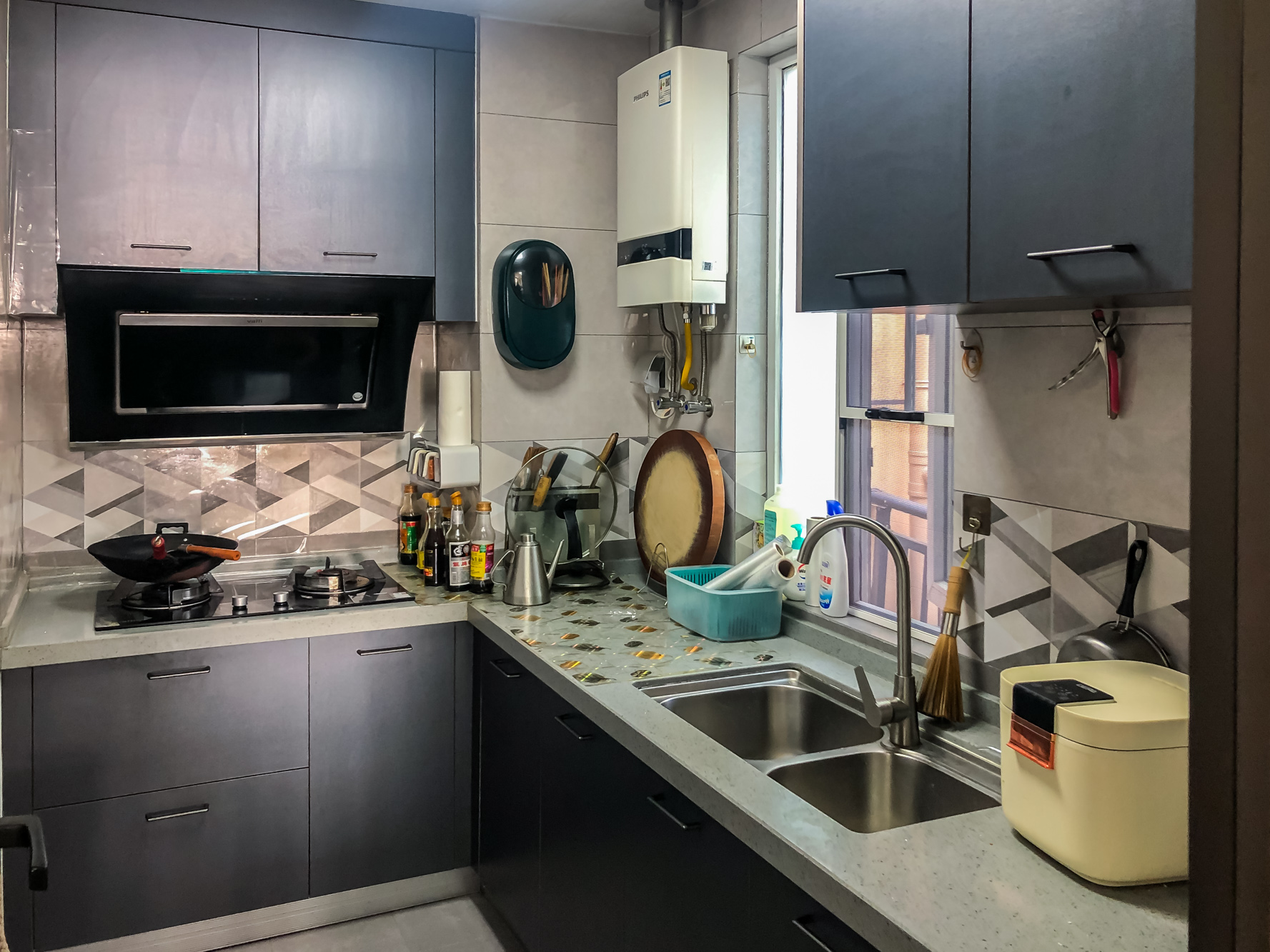 金科时代中心  3室2厅1卫    90.8万 金科时代中心  3室2厅1卫    90.8万厨房