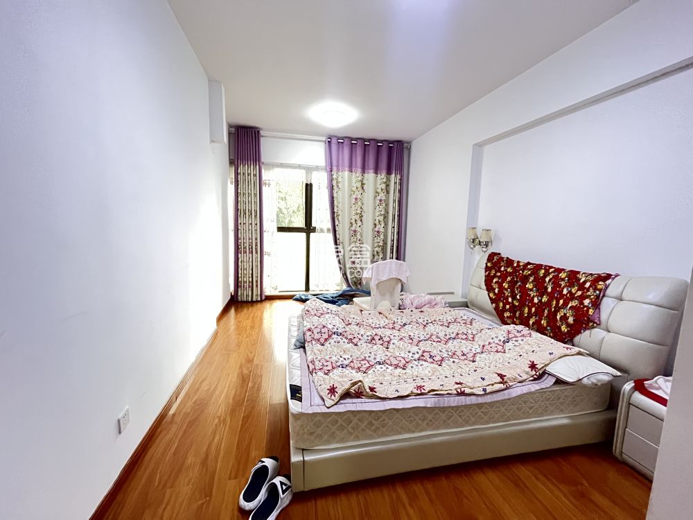 奥园养生城 4室2厅2卫 110.0万 奥园养生城 4室2厅2卫 110.0万室内图