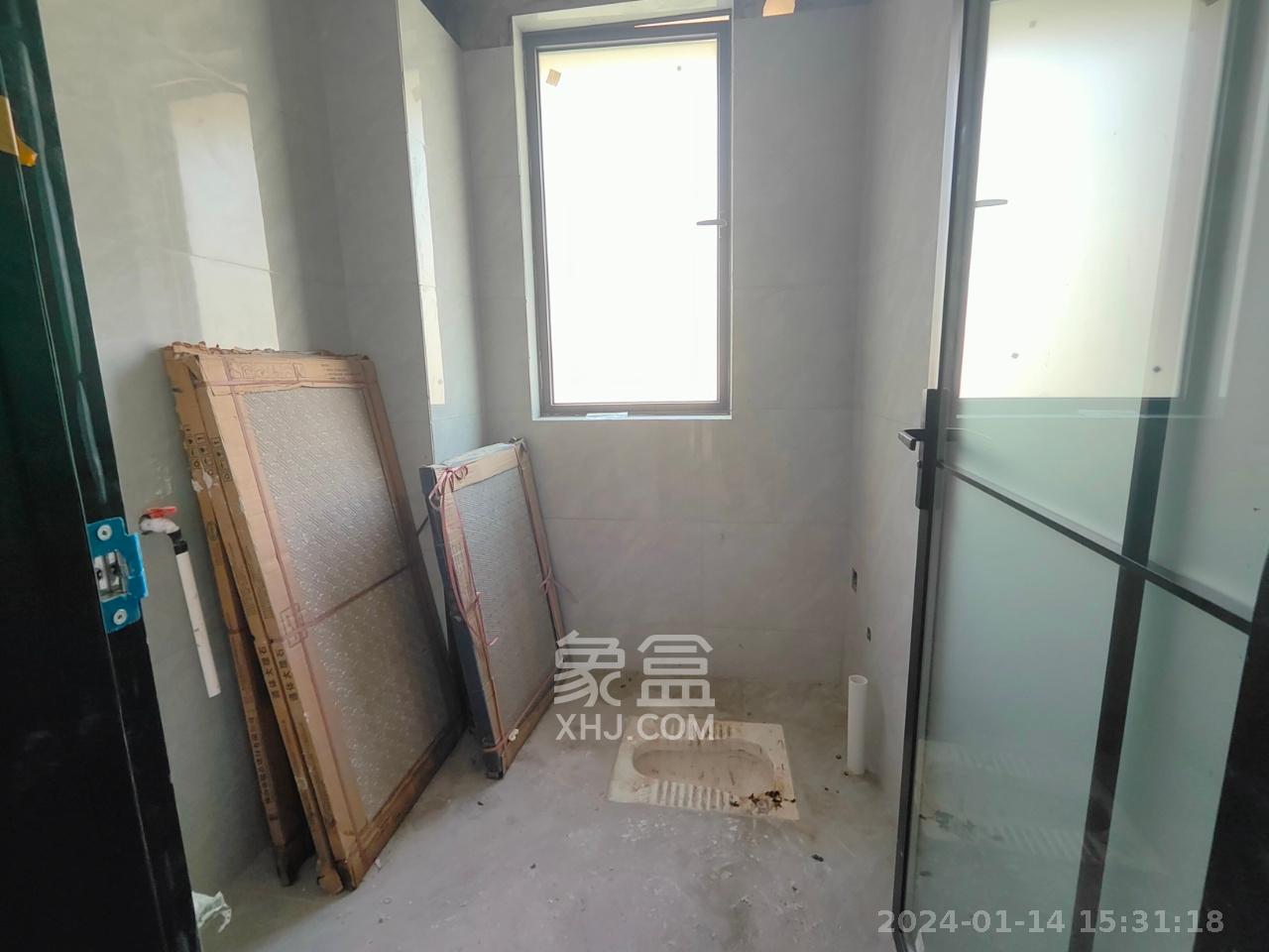 真人桥家园二期  3室2厅2卫   2300.00元/月室内图