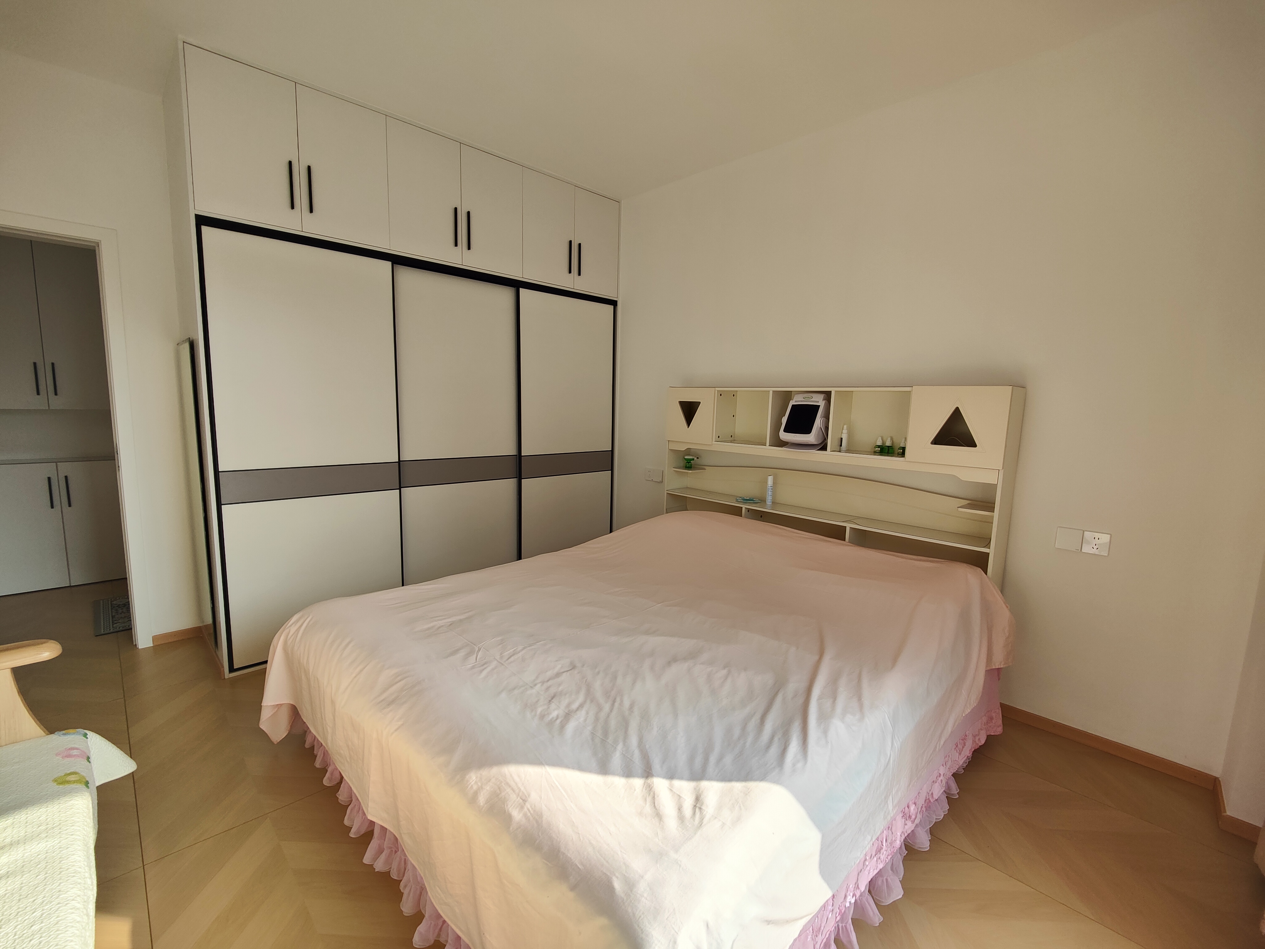 尚格名城向左向右 1室1厅1卫 29.8万 尚格名城向左向右 1室1厅1卫 29.8万室内图