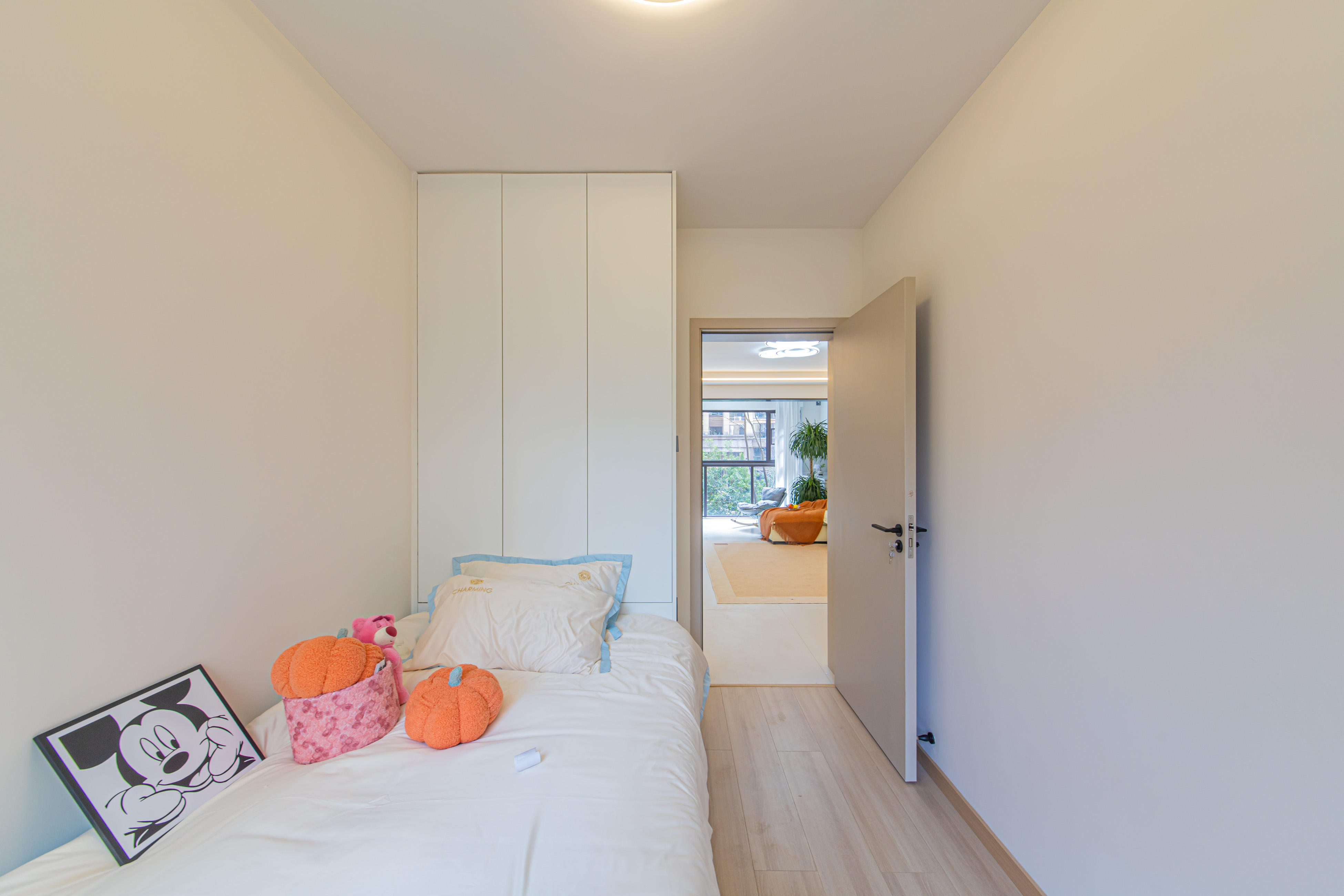 鑫远悦城(鑫远悦时代) 4室2厅2卫 139.0万 鑫远悦城(鑫远悦时代) 4室2厅2卫 139.0万卧室