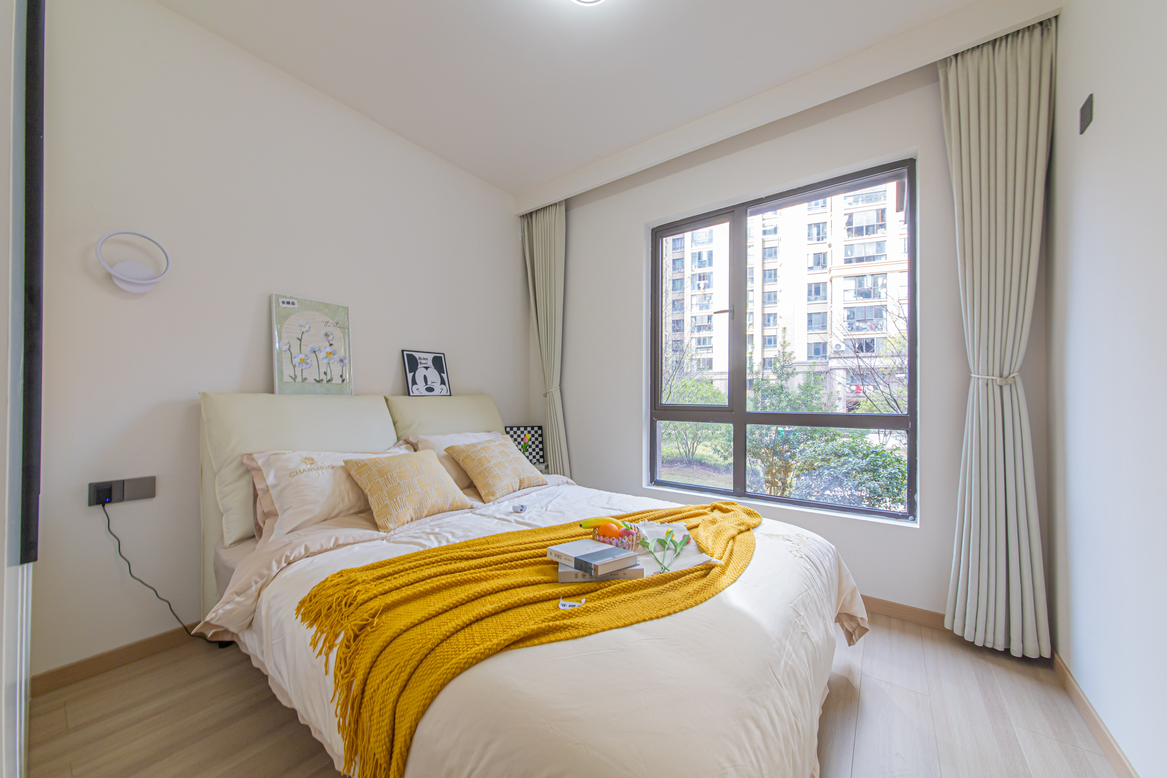 鑫远悦城(鑫远悦时代) 4室2厅2卫 139.0万 鑫远悦城(鑫远悦时代) 4室2厅2卫 139.0万卧室