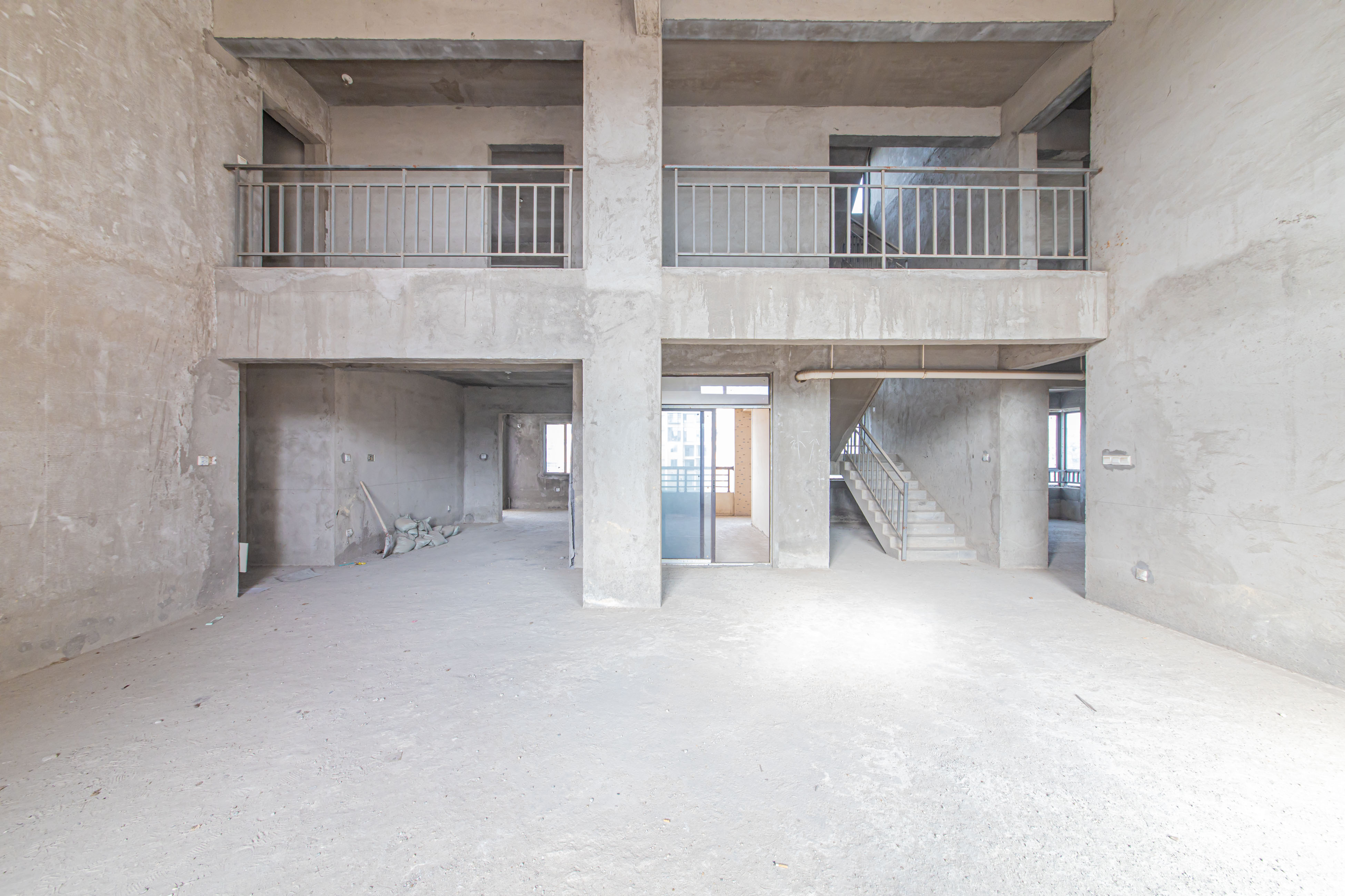 大唐印象一期云海湾  5室2厅3卫    300.0万 大唐印象一期云海湾  5室2厅3卫    300.0万客厅