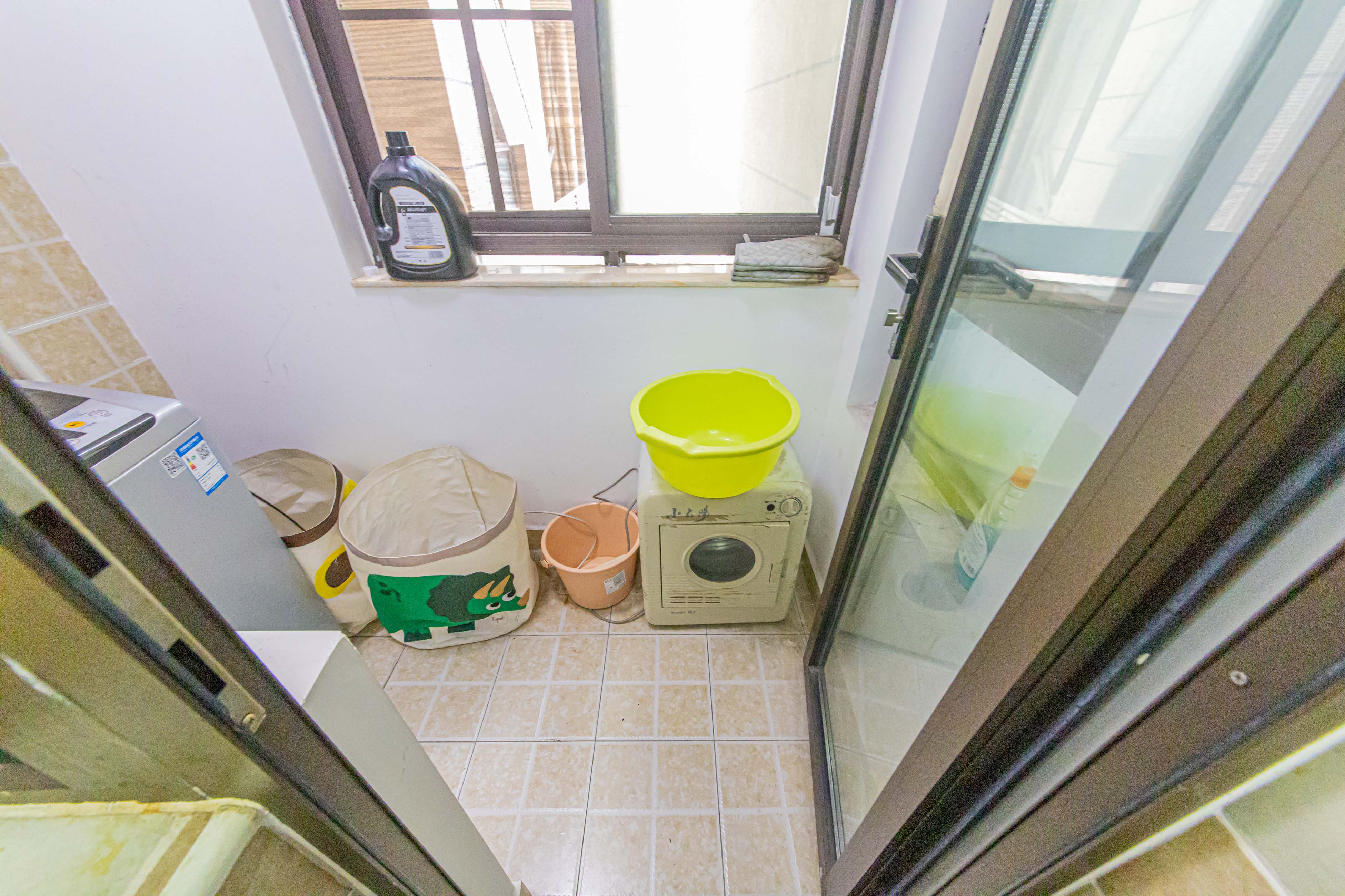 北辰中央公園B區(qū)  3室2廳1衛(wèi)    90.0萬(wàn)廚房