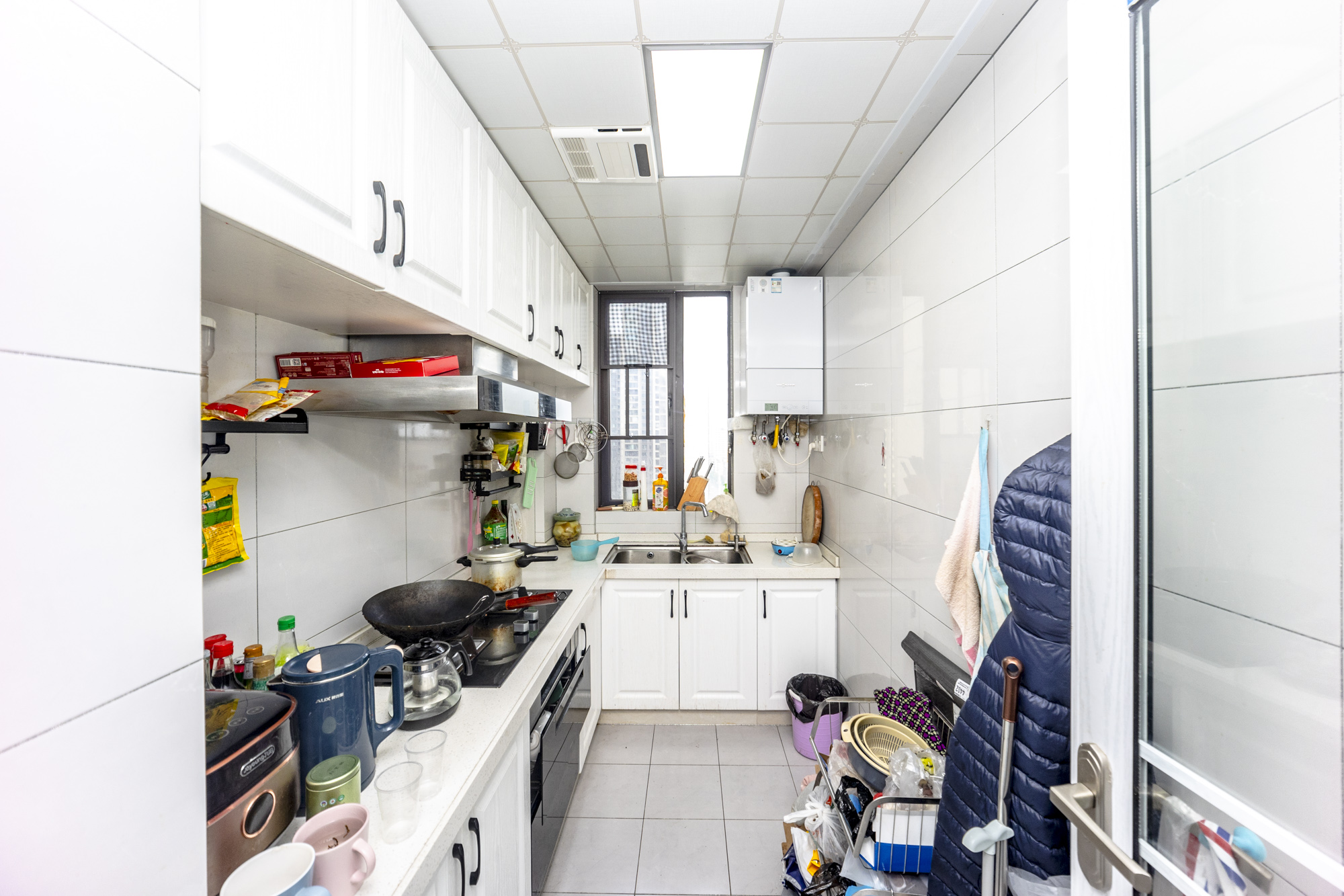 锦天金岸雅苑 3室2厅1卫 120.0万 锦天金岸雅苑 3室2厅1卫 120.0万厨房