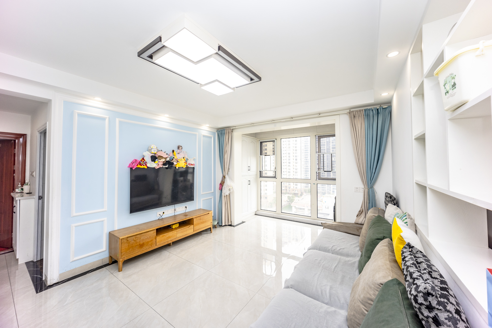 锦天金岸雅苑  3室2厅1卫    120.0万客厅