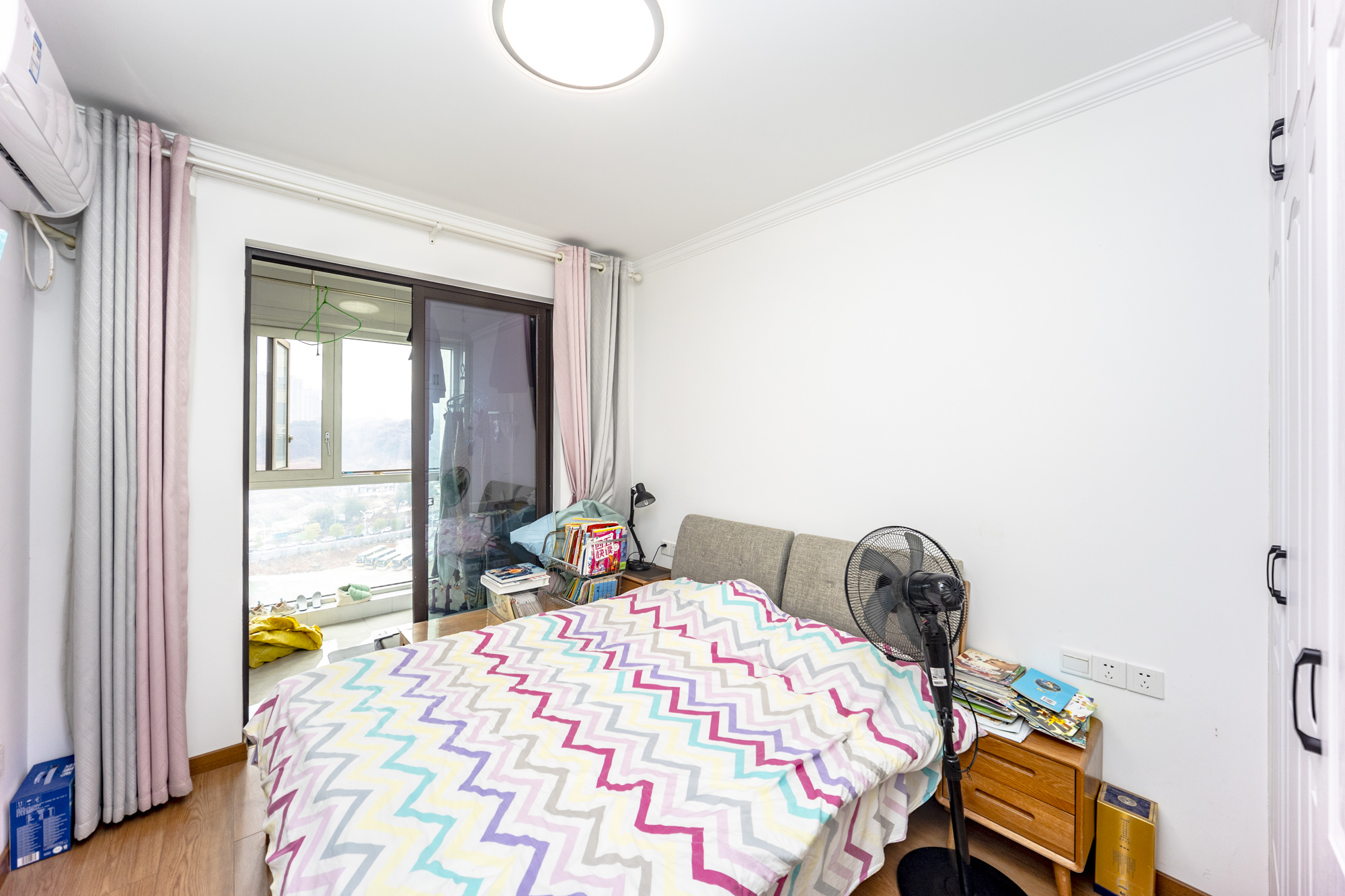 锦天金岸雅苑  3室2厅1卫    120.0万卧室