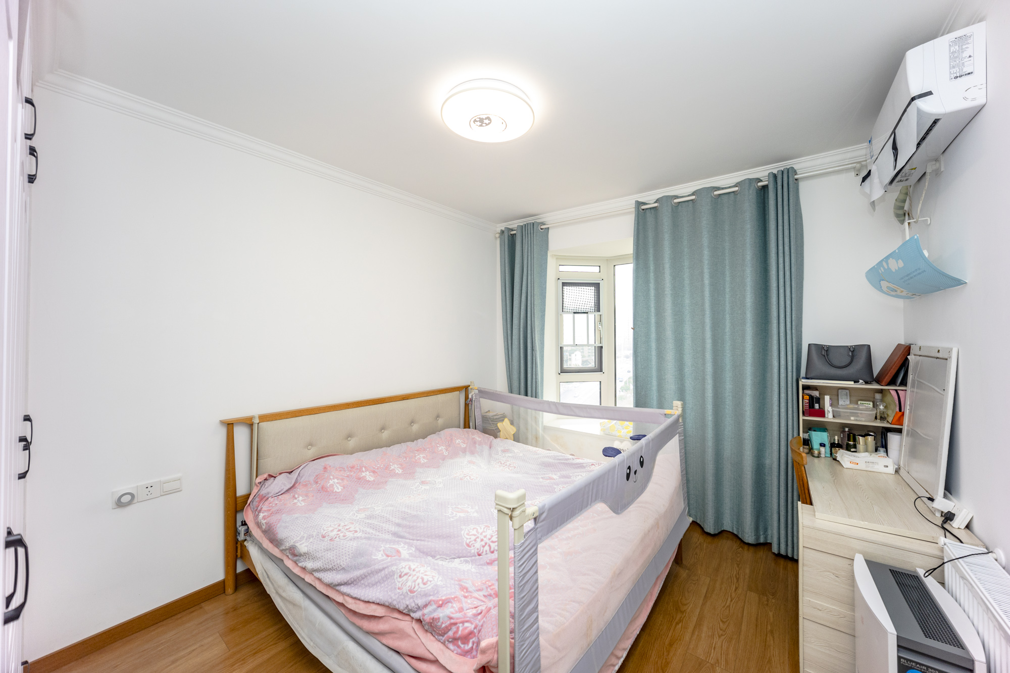 锦天金岸雅苑 3室2厅1卫 120.0万 锦天金岸雅苑 3室2厅1卫 120.0万卧室