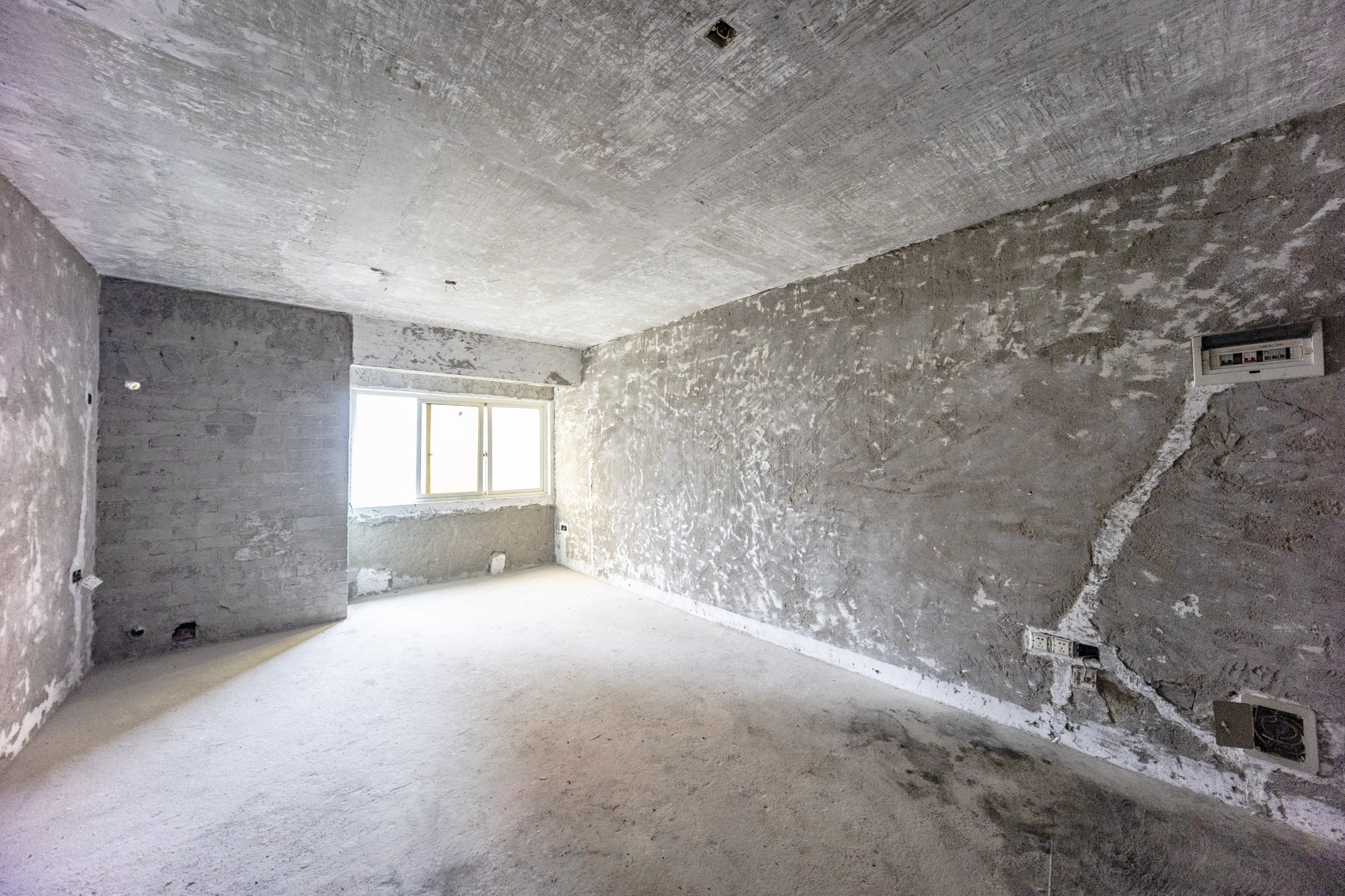 巧克力空间（建鸿达现代大厦）  1室1厅1卫   26.00万其他