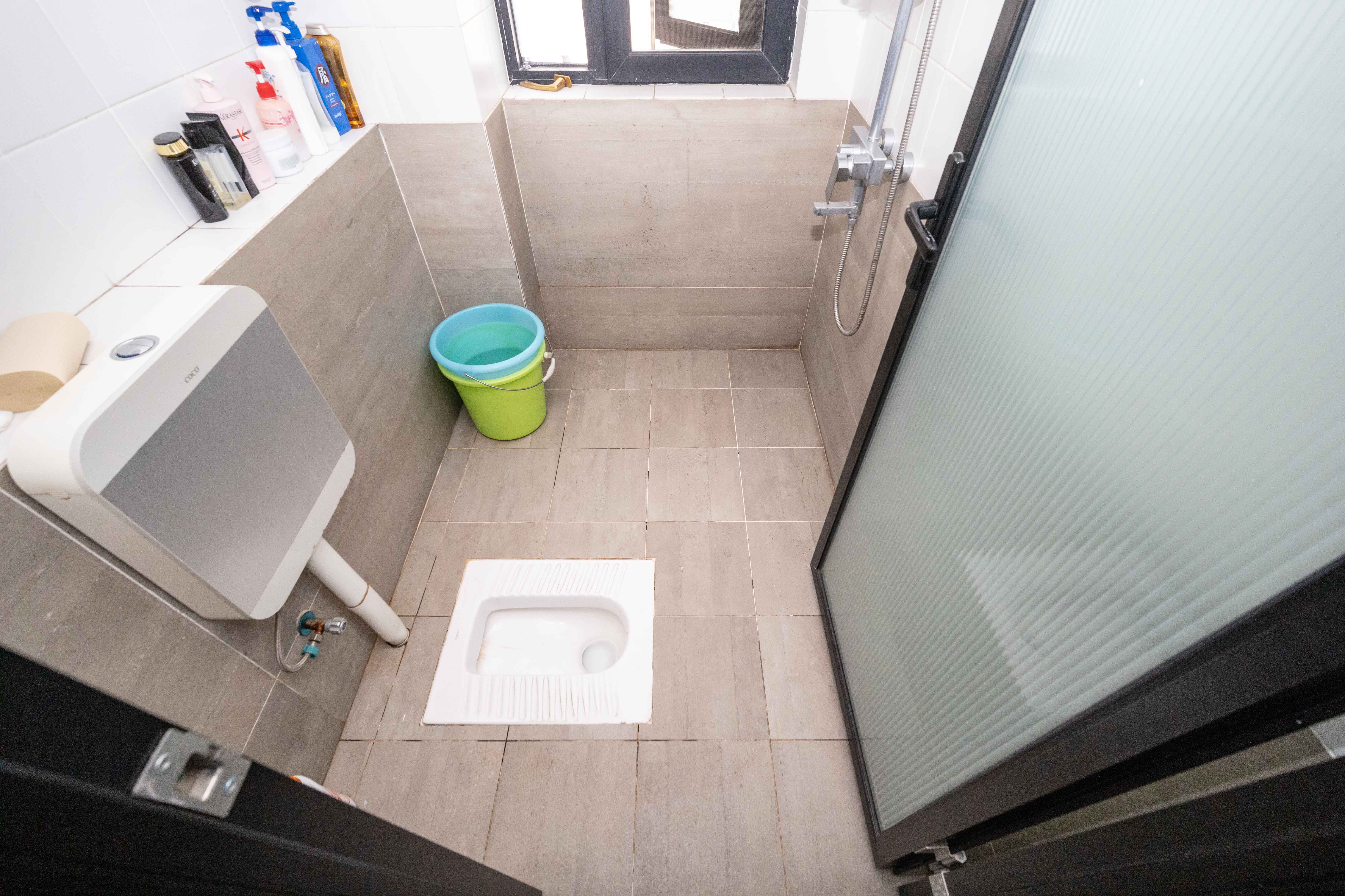 江河双水湾 4室2厅1卫 128.0万 江河双水湾 4室2厅1卫 128.0万卫生间