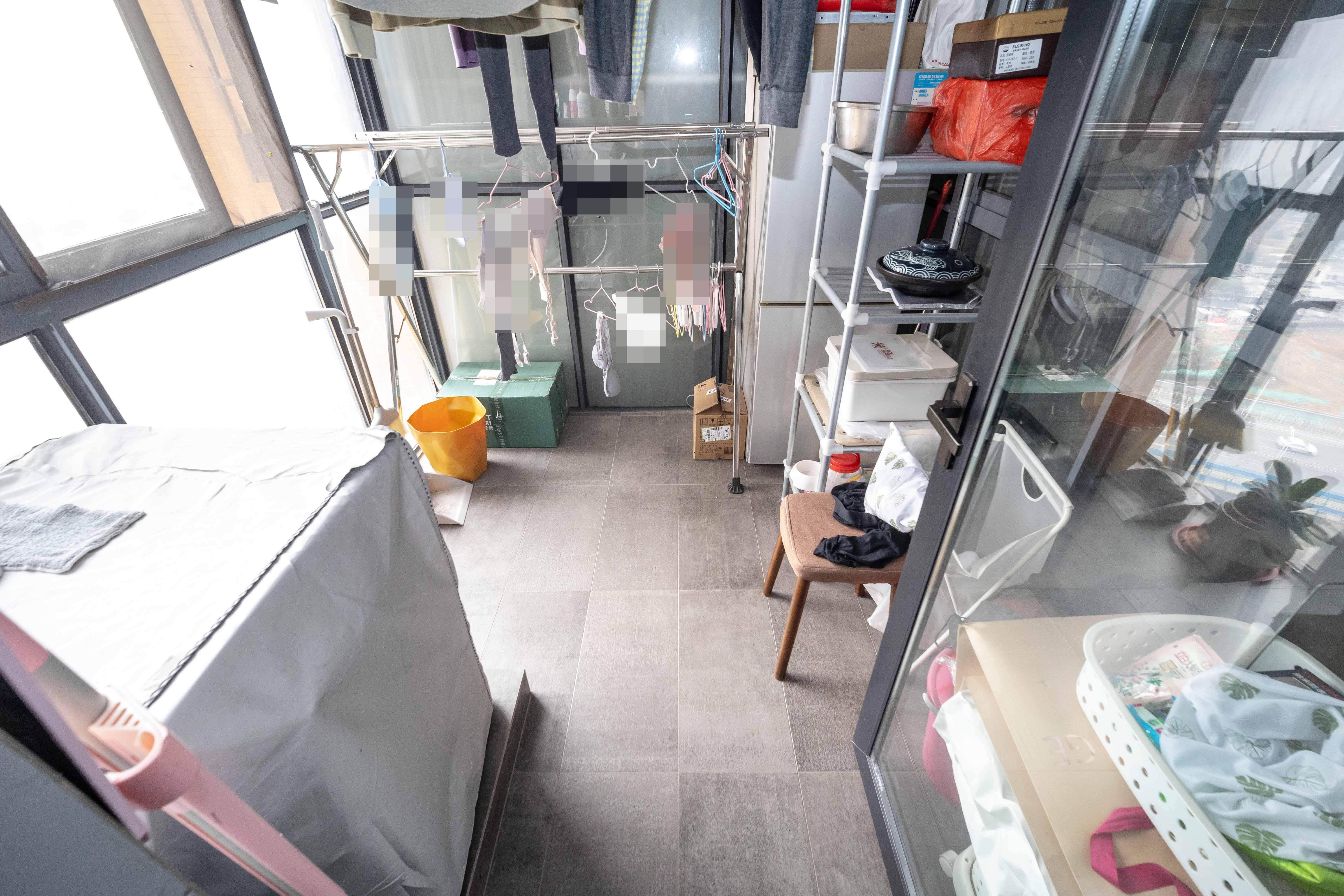 江河双水湾 4室2厅1卫 128.0万 江河双水湾 4室2厅1卫 128.0万阳台