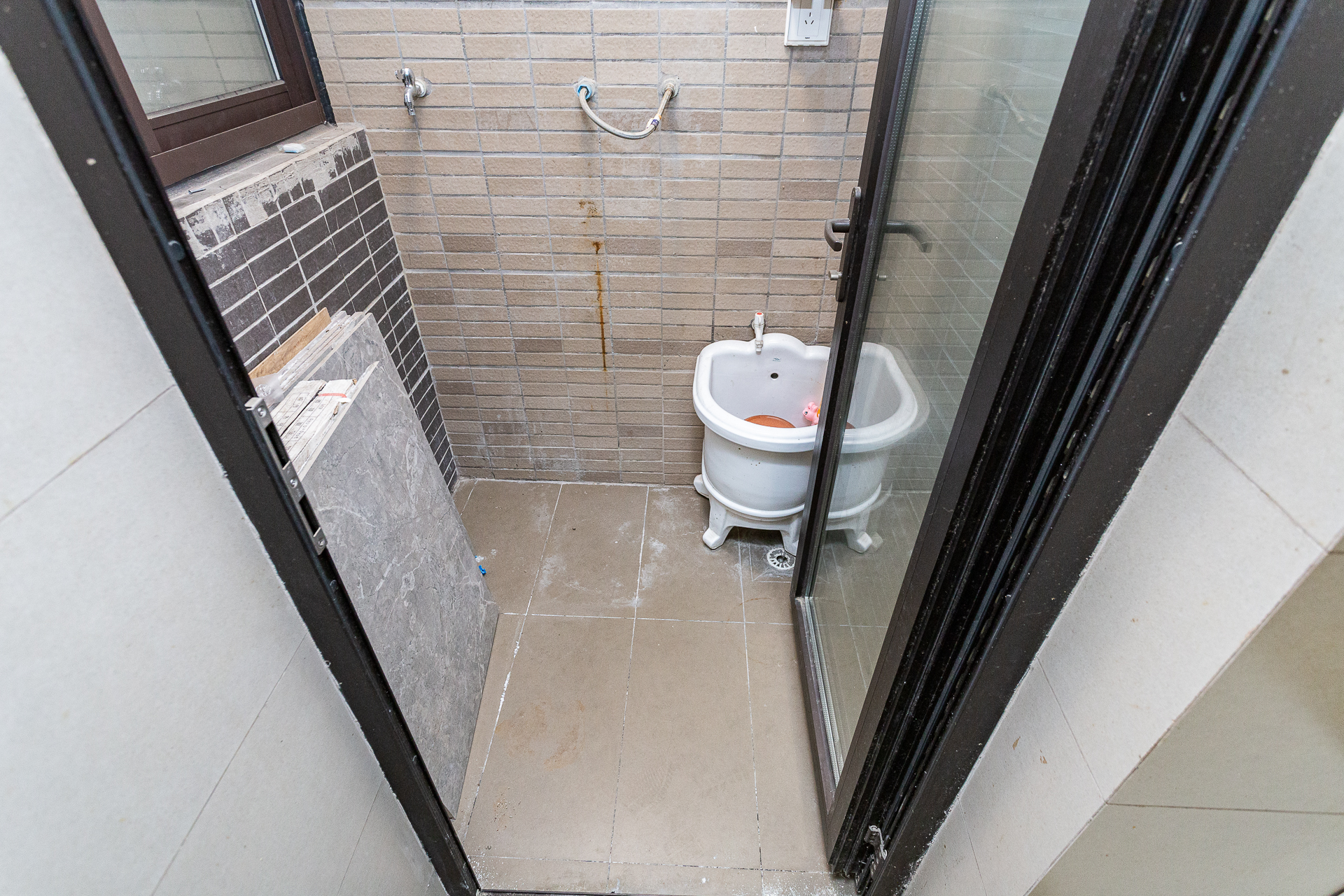 时代倾城三期 3室2厅2卫 118.0万 时代倾城三期 3室2厅2卫 118.0万阳台