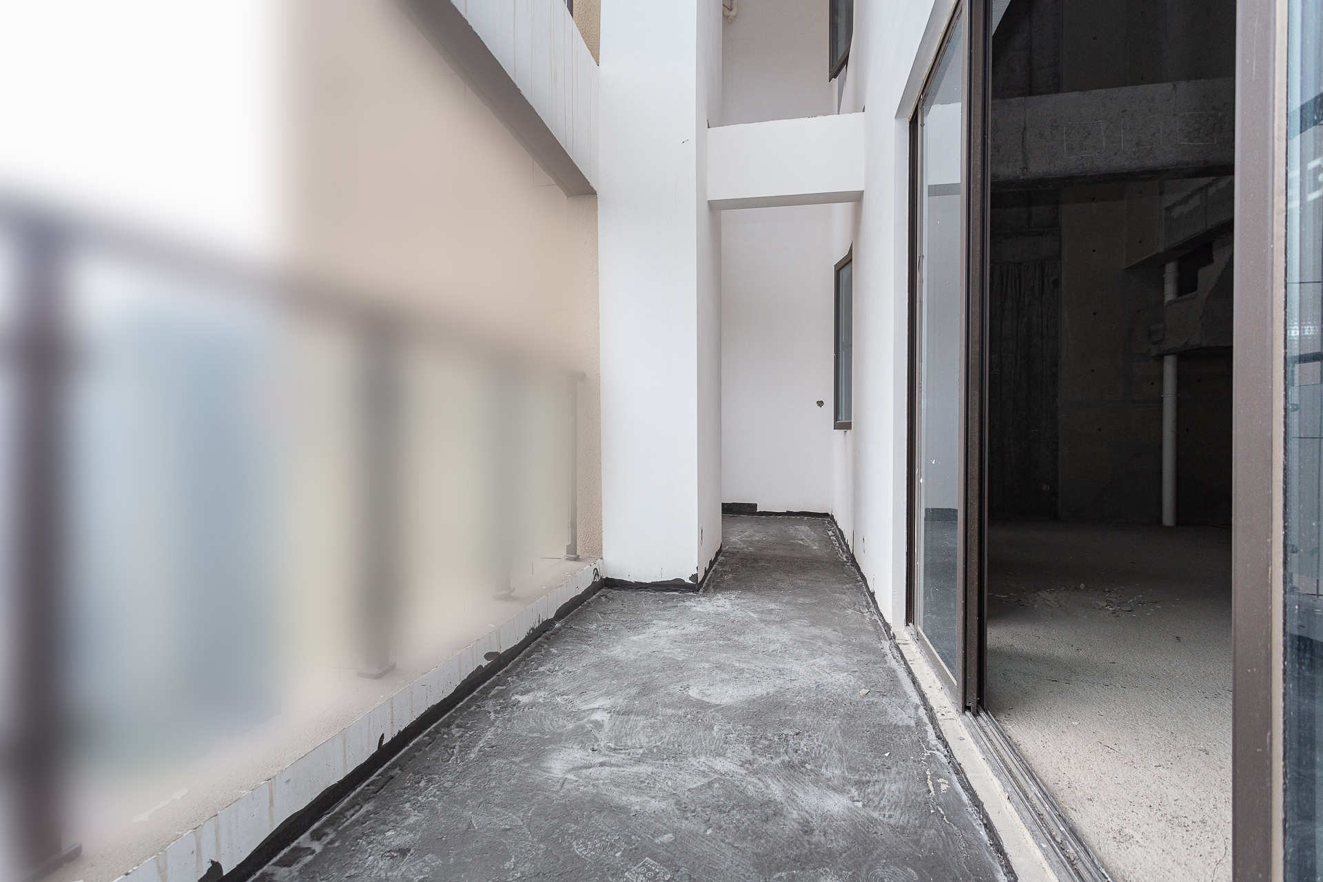 润和湘江天地AB区 2室2厅3卫 278.0万 润和湘江天地AB区 2室2厅3卫 278.0万阳台