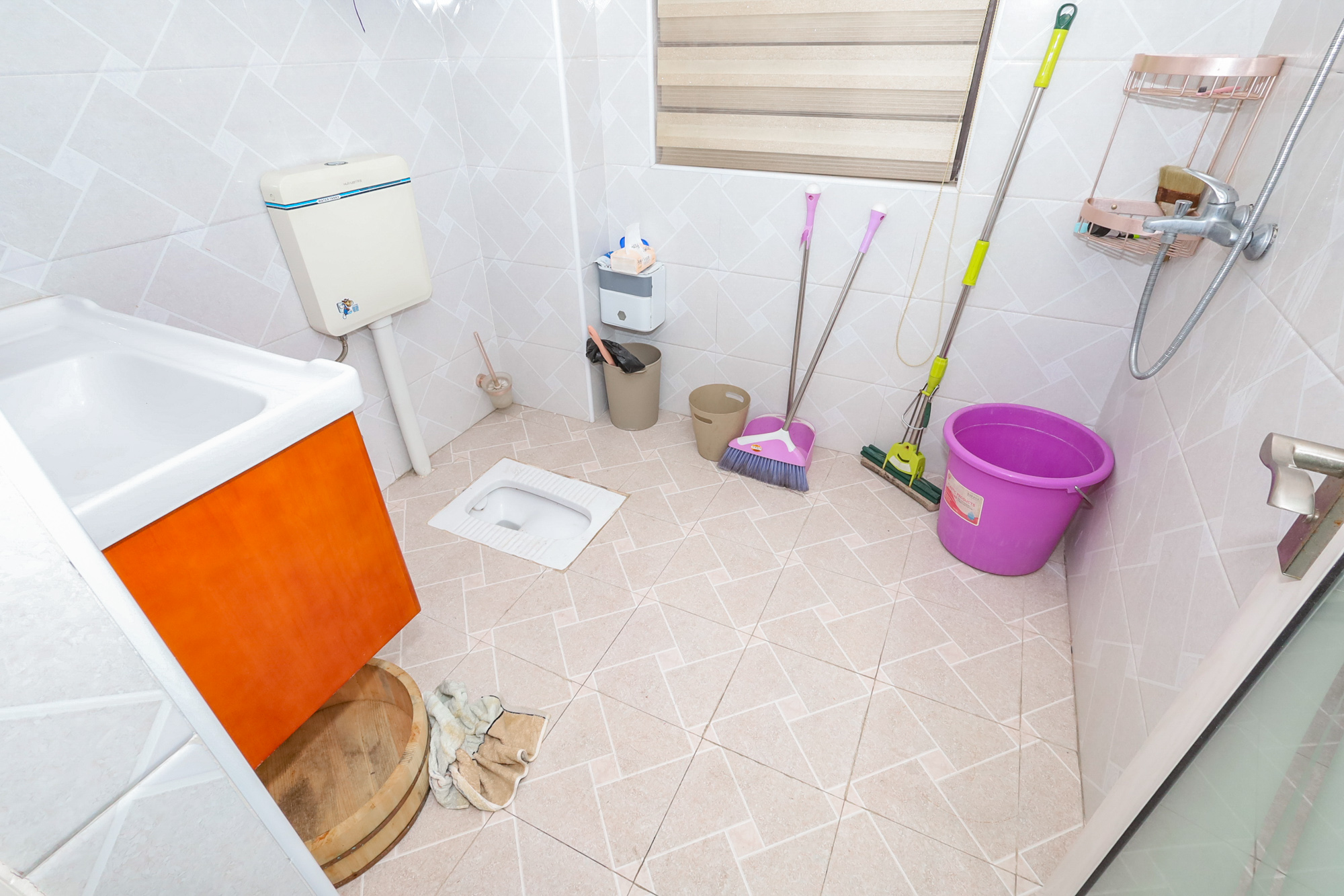 钰龙天下二期(钰龙佳园)  3室2厅2卫    220.0万 钰龙天下二期(钰龙佳园)  3室2厅2卫    220.0万卫生间