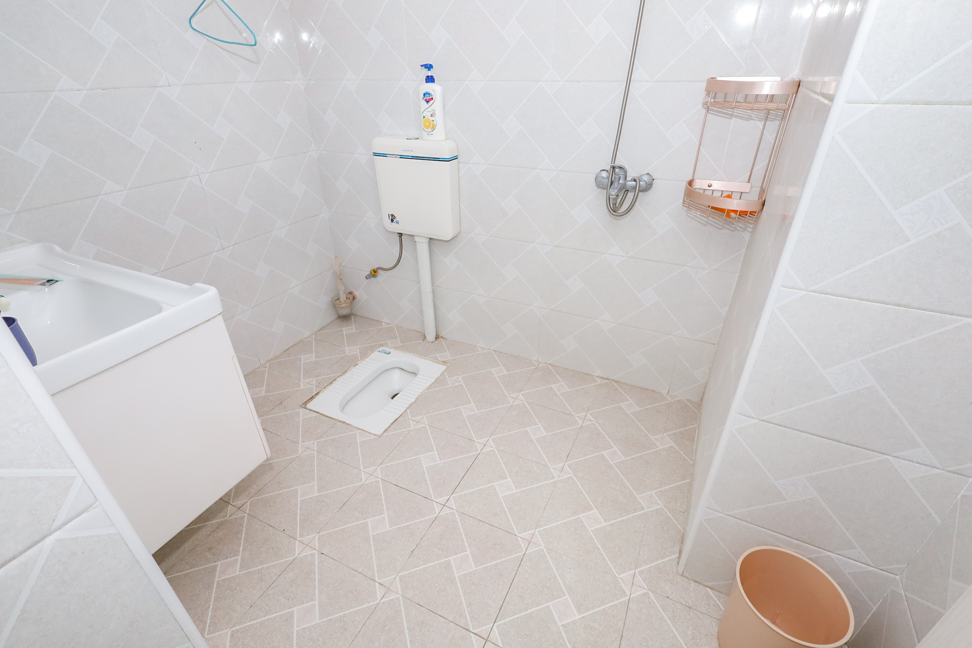 钰龙天下二期(钰龙佳园)  3室2厅2卫    220.0万 钰龙天下二期(钰龙佳园)  3室2厅2卫    220.0万卫生间