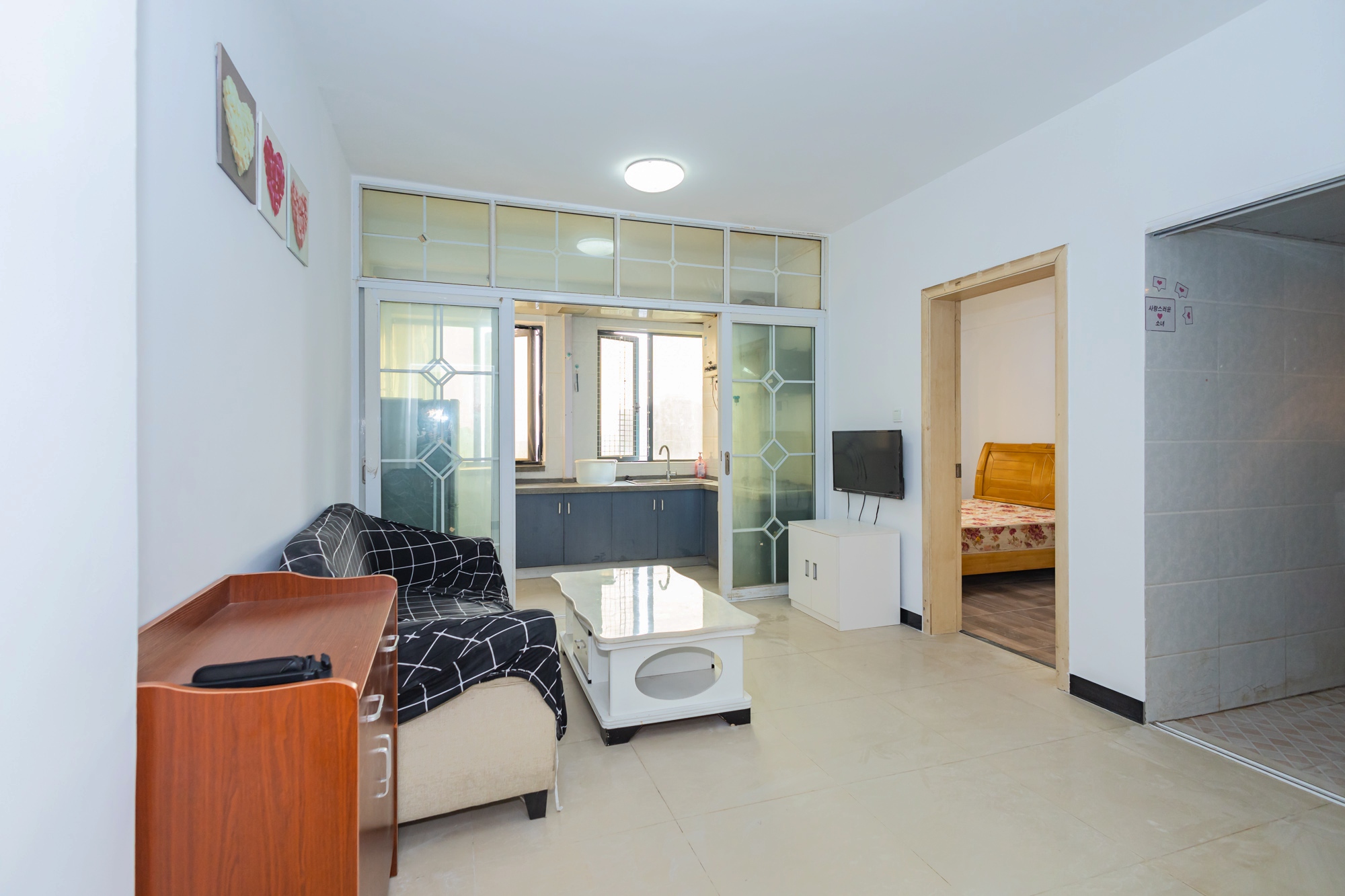 爱都(IDO) 1室1厅1卫 30.8万 爱都(IDO) 1室1厅1卫 30.8万客厅