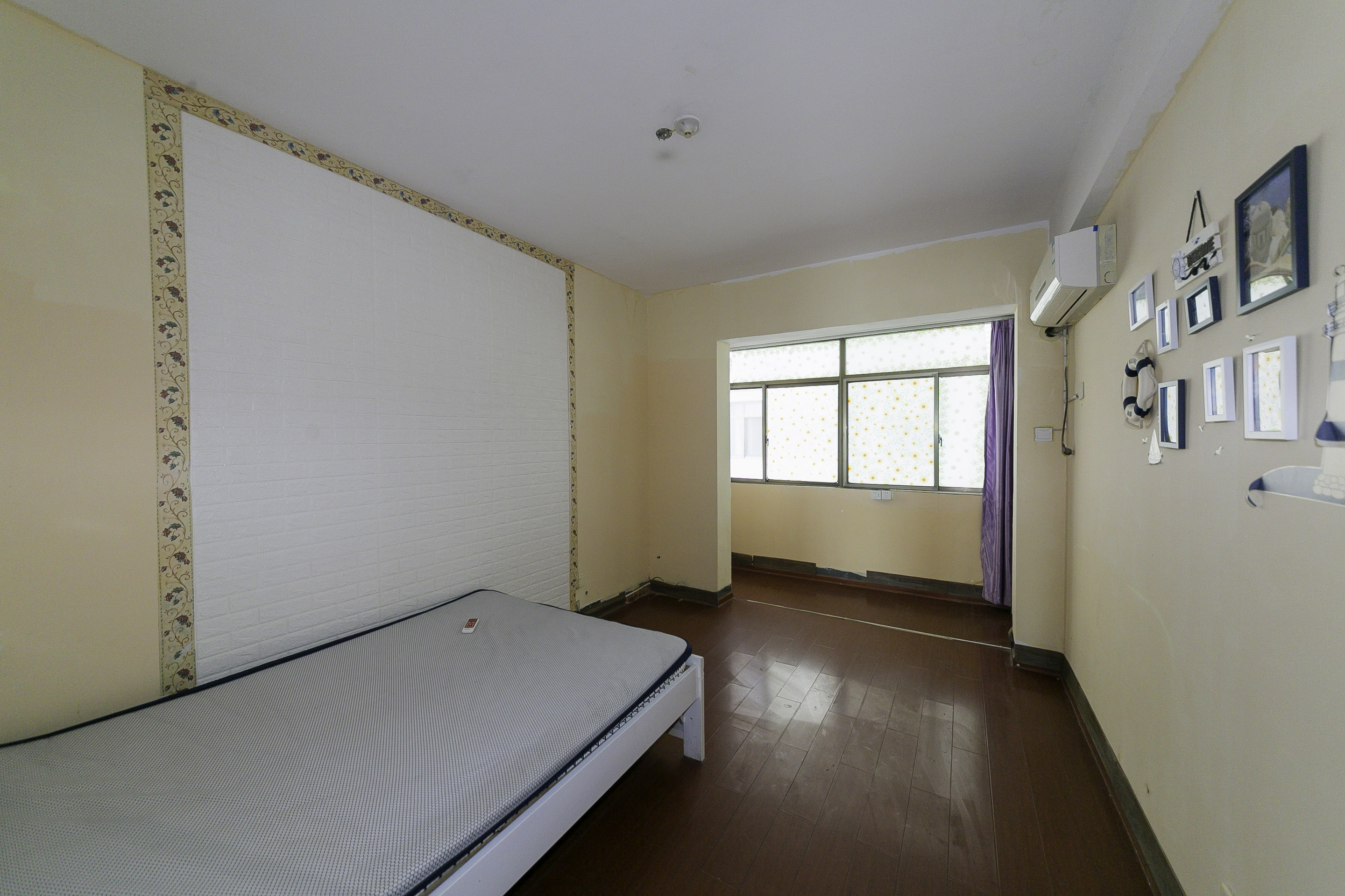 环达路桥  3室2厅1卫    109.0万 环达路桥  3室2厅1卫    109.0万卧室