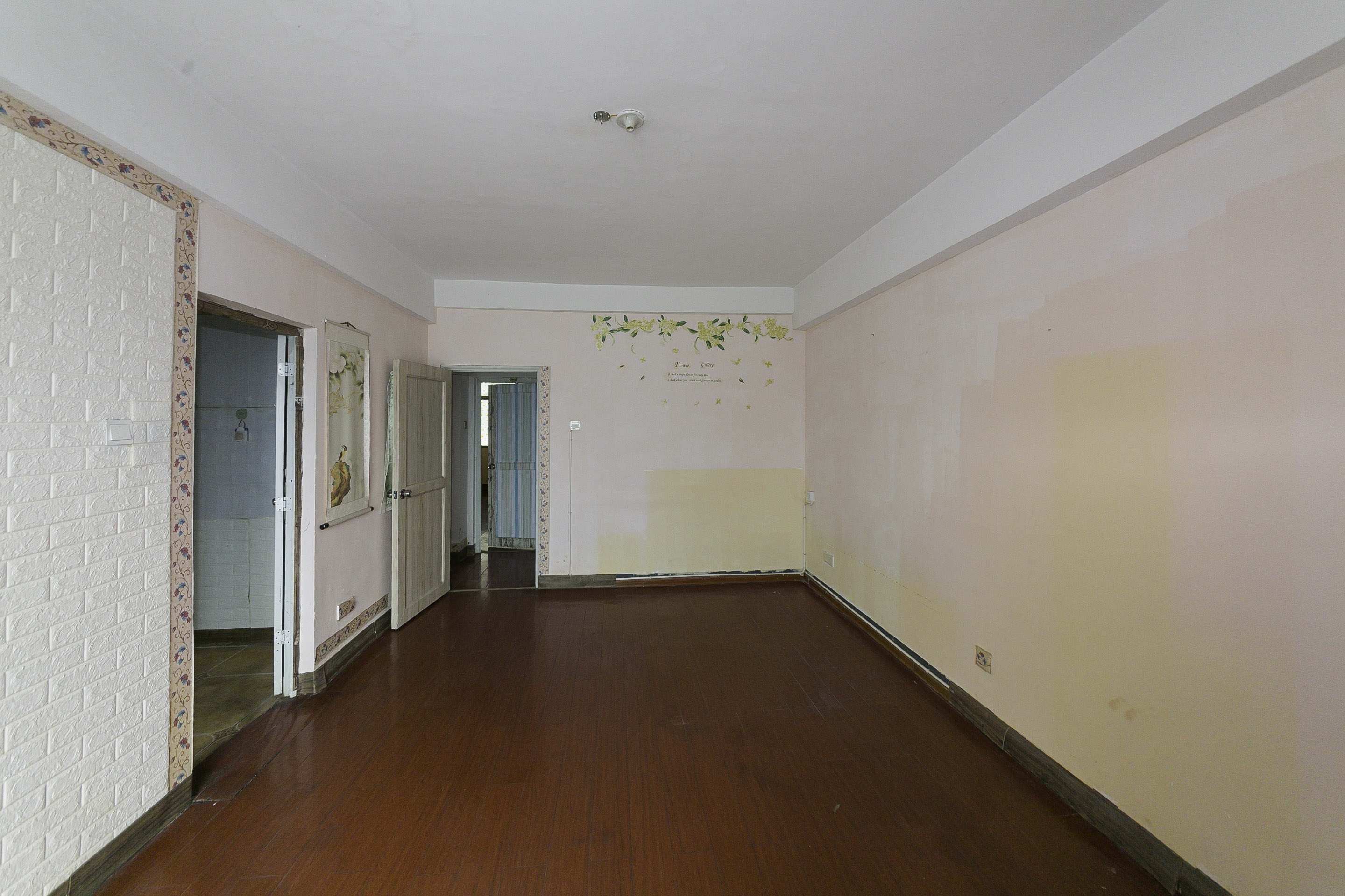 环达路桥  3室2厅1卫    109.0万 环达路桥  3室2厅1卫    109.0万卧室