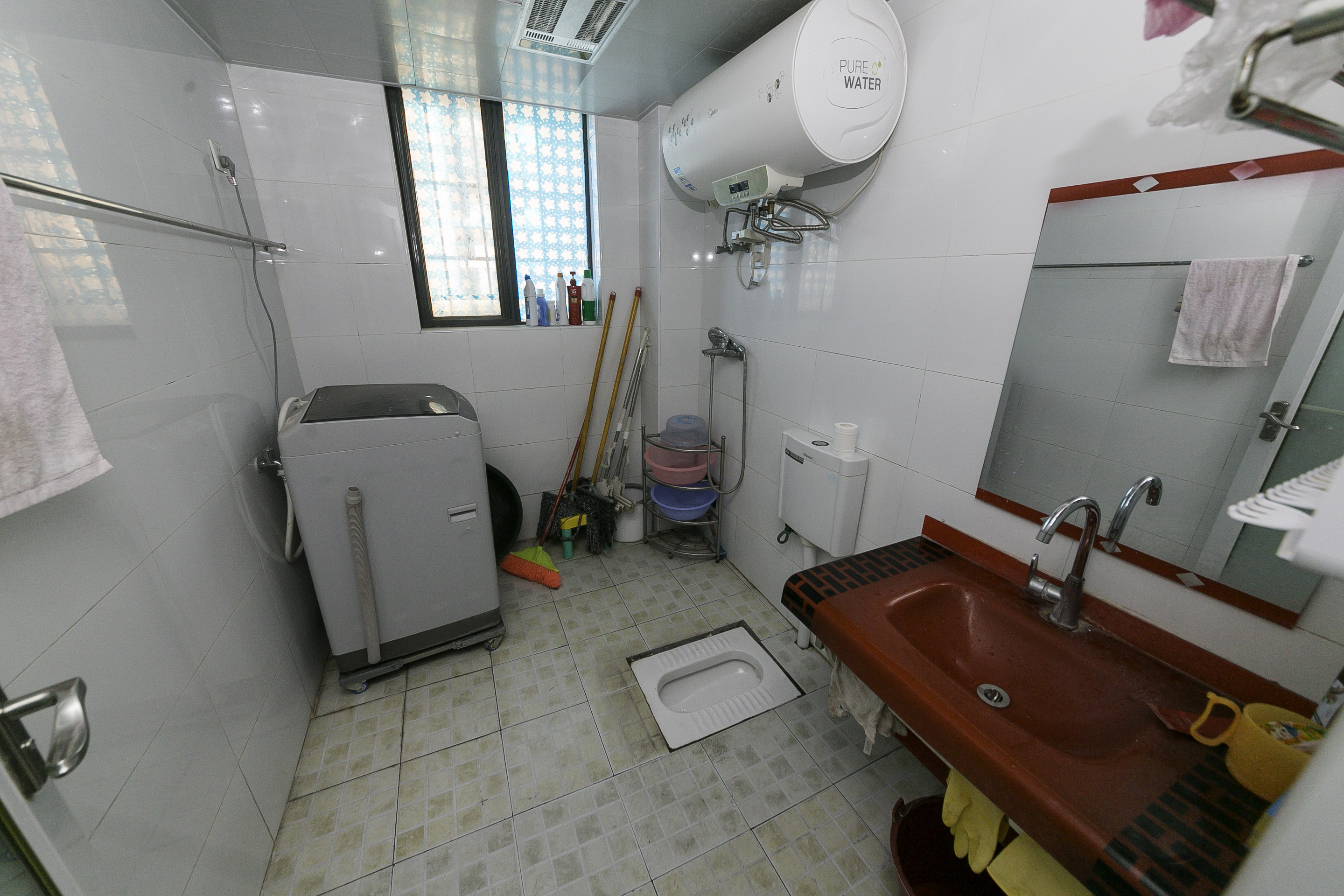 湘府名邸(同力家园) 3室2厅2卫 86.0万 湘府名邸(同力家园) 3室2厅2卫 86.0万卫生间