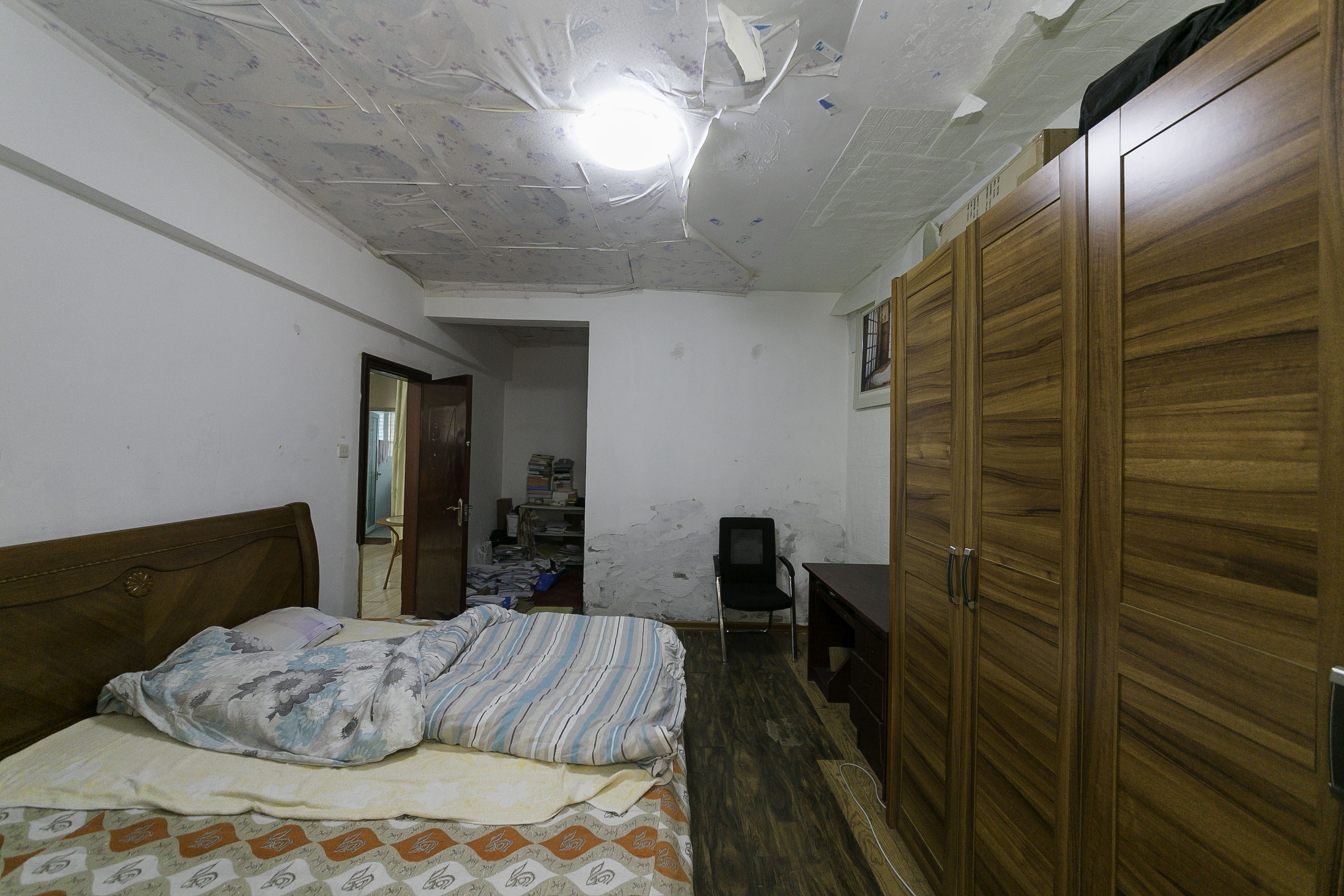 湘府名邸(同力家园) 3室2厅2卫 86.0万 湘府名邸(同力家园) 3室2厅2卫 86.0万卧室