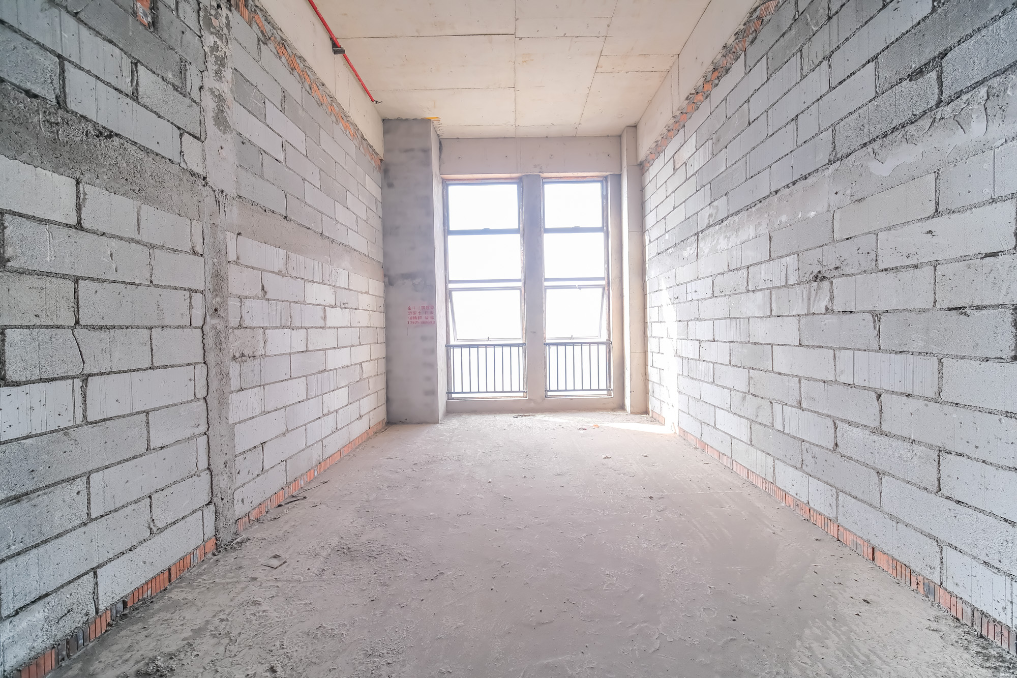 佳俊万家府  1室1厅1卫    32.0万 佳俊万家府  1室1厅1卫    32.0万客厅