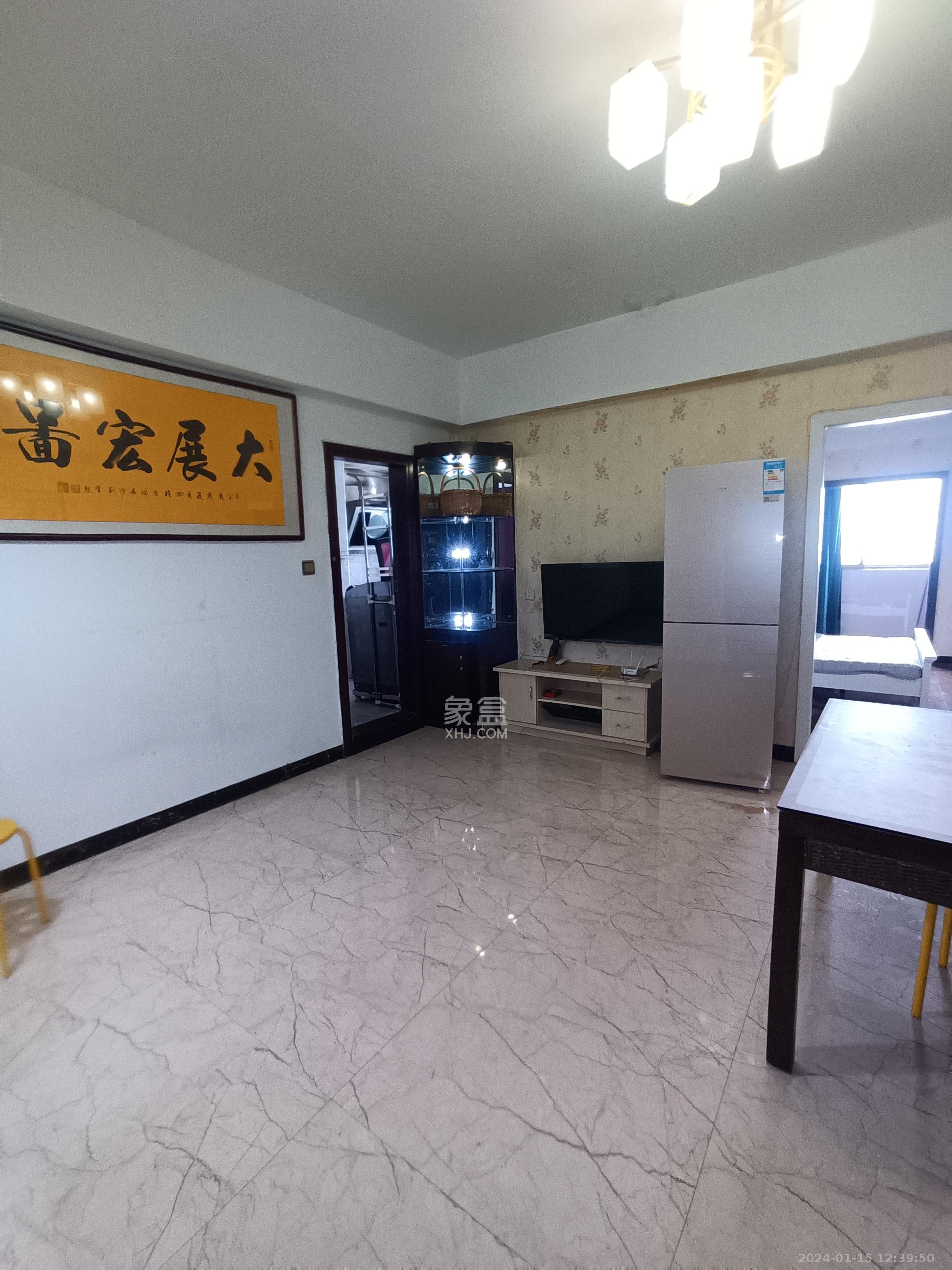 芙蓉同发  1室0厅1卫   2100.00元/月室内图1