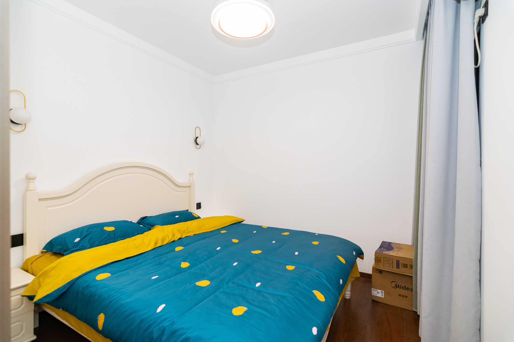 华城城市广场 3室2厅2卫 80.0万 华城城市广场 3室2厅2卫 80.0万卧室