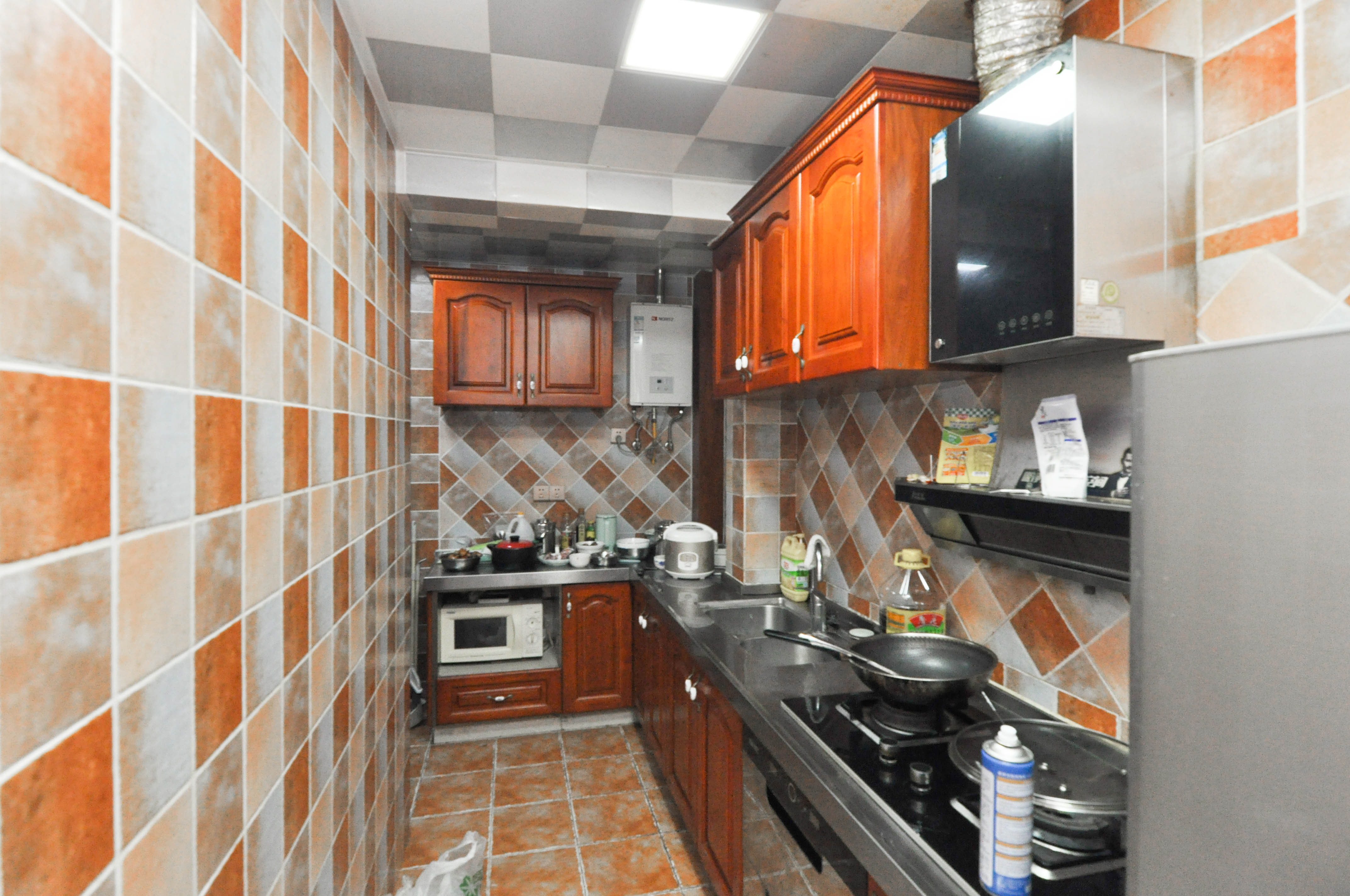 中海梅溪湖壹号  3室2厅1卫    145.8万厨房