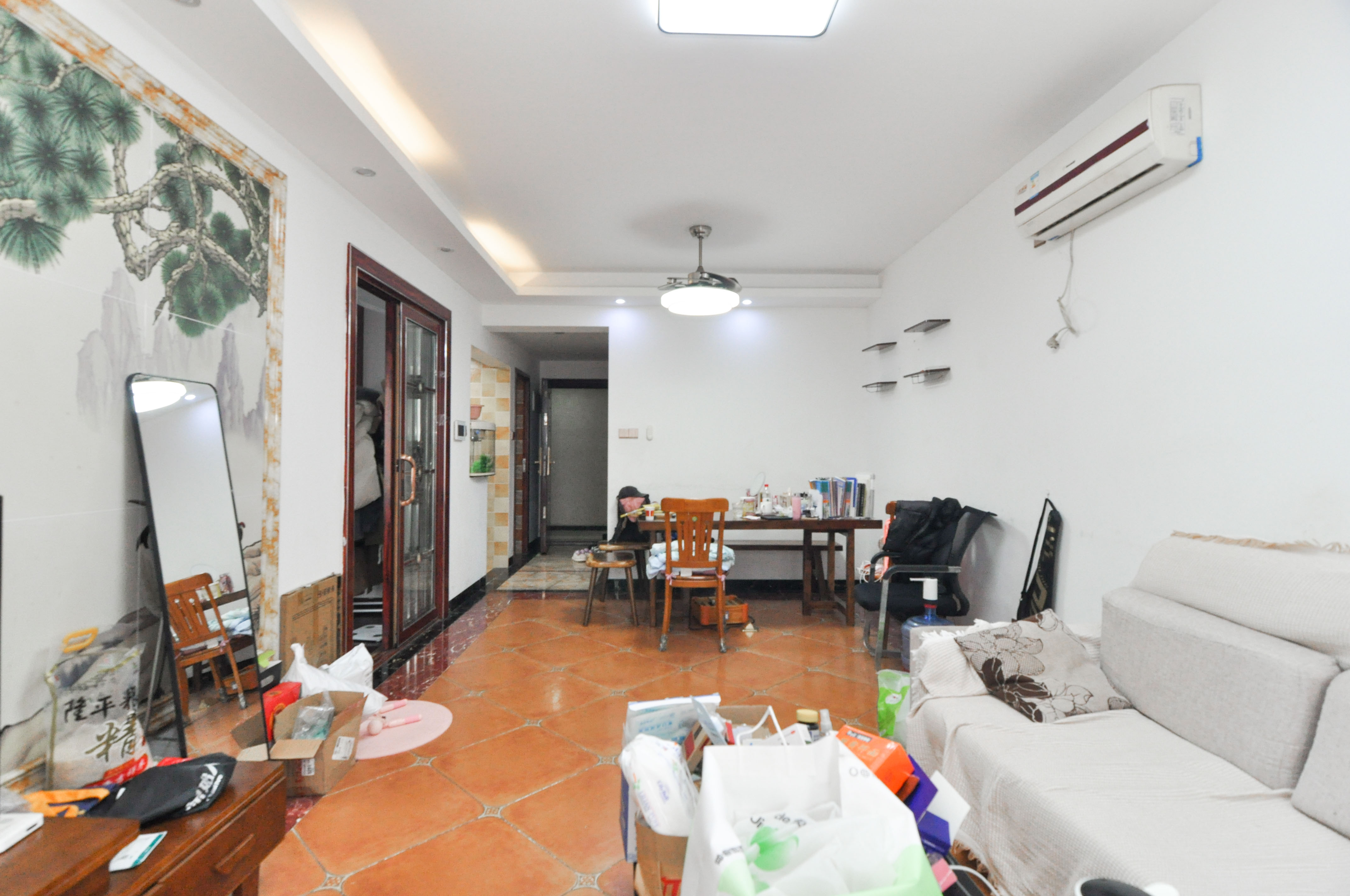 中海梅溪湖壹号  3室2厅1卫    145.8万客厅