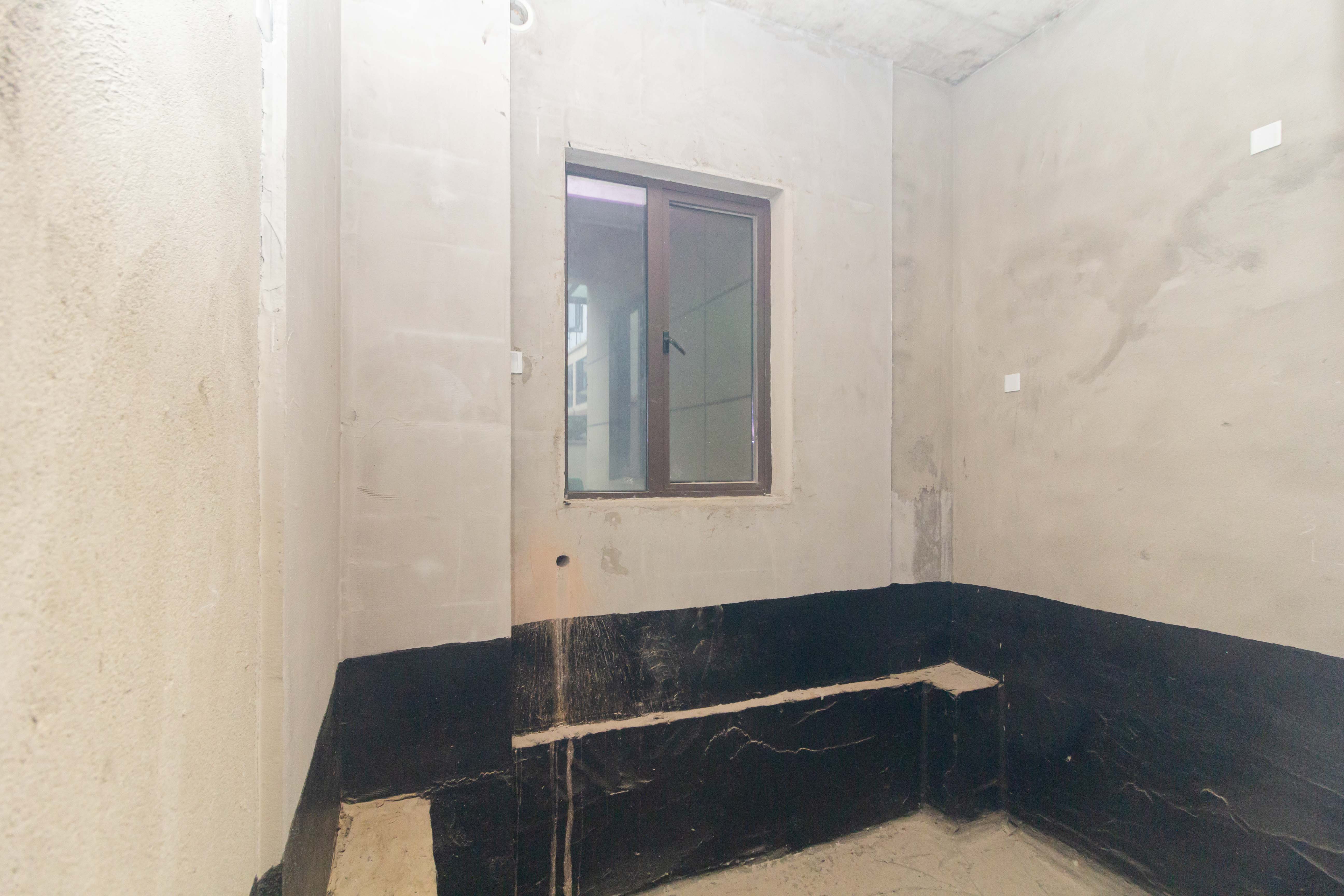 广悦星苑润园 5室2厅2卫 190.0万 广悦星苑润园 5室2厅2卫 190.0万厨房