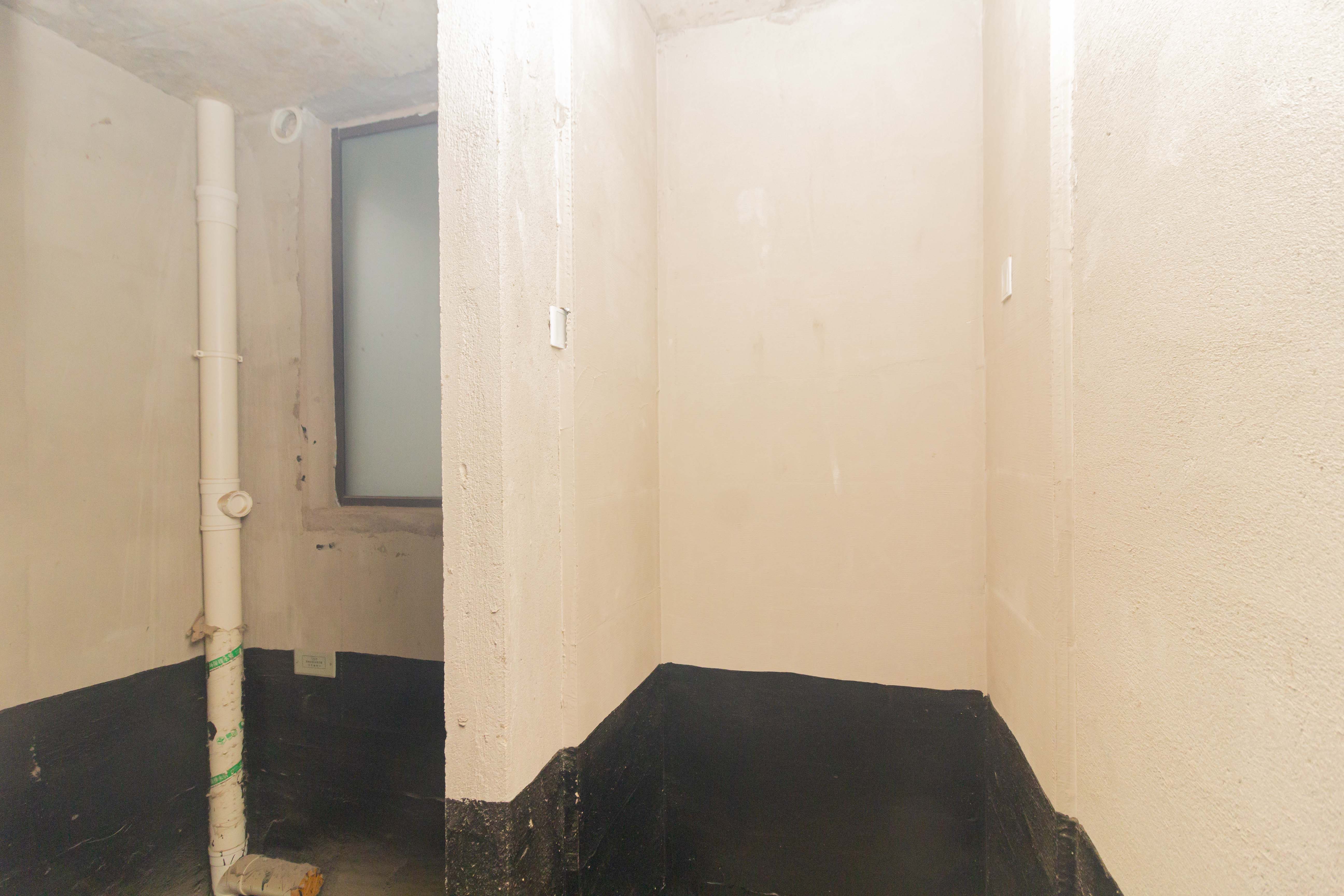 广悦星苑润园 5室2厅2卫 190.0万 广悦星苑润园 5室2厅2卫 190.0万卫生间