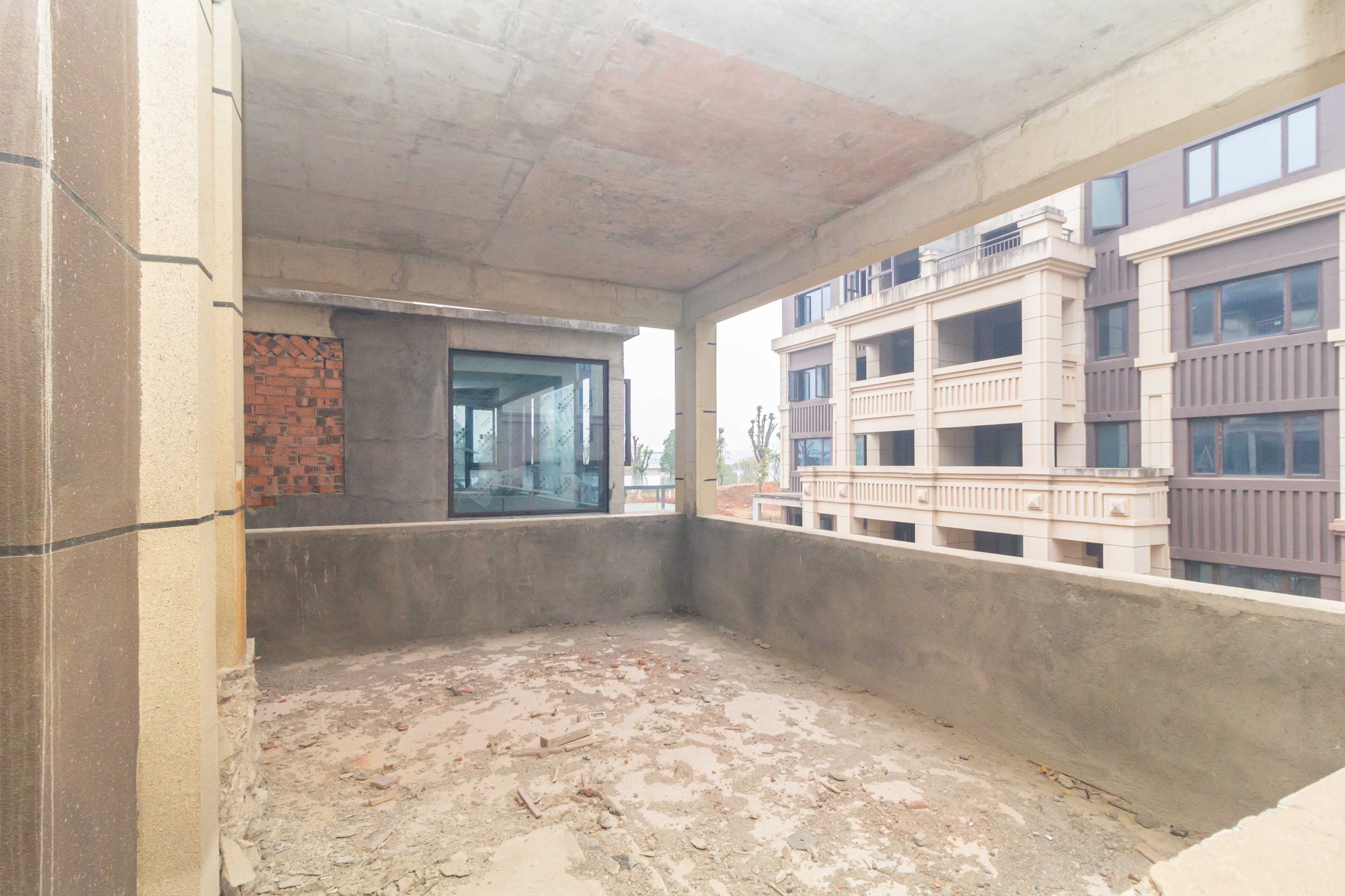 广悦星苑润园 5室2厅2卫 190.0万 广悦星苑润园 5室2厅2卫 190.0万卧室