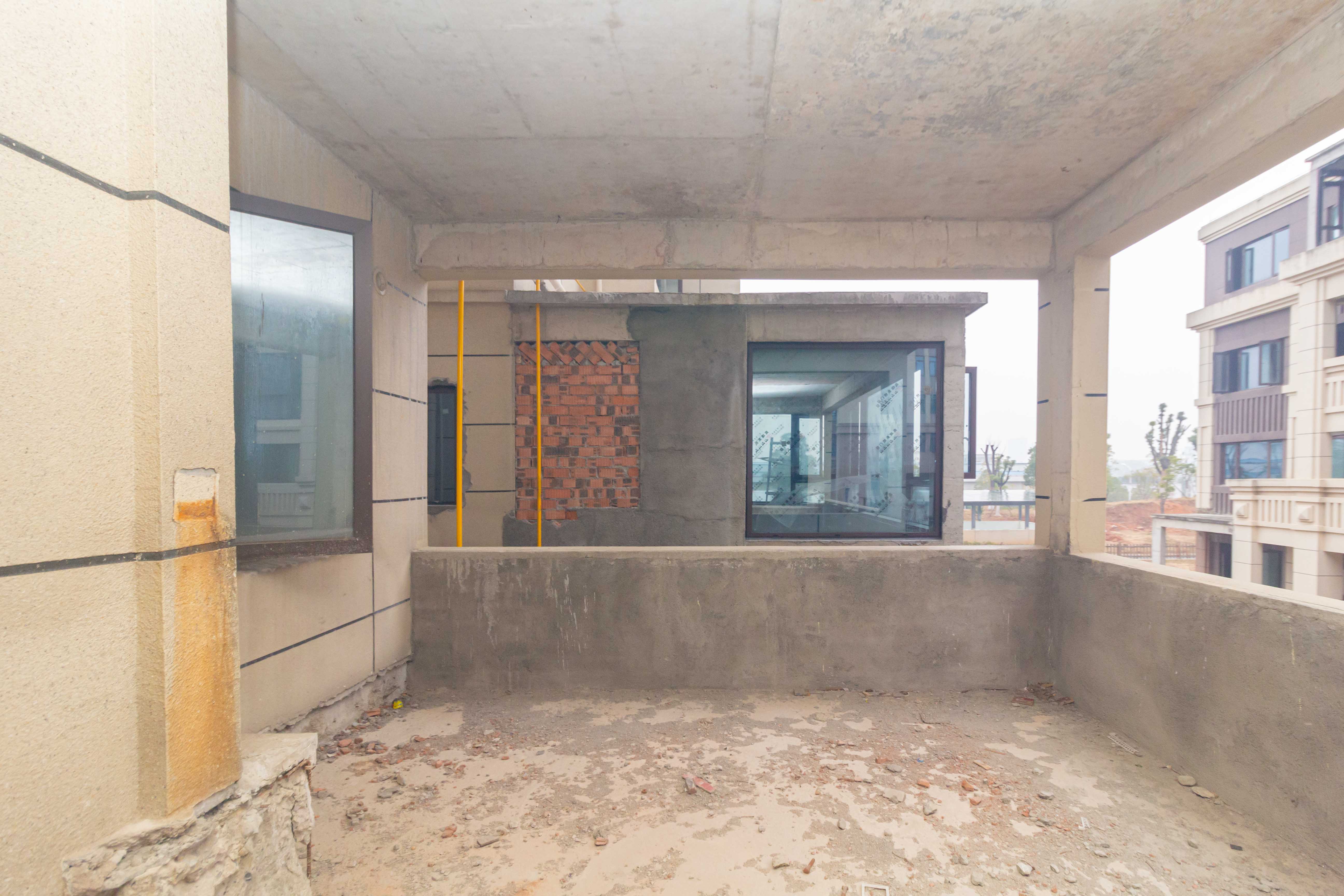 广悦星苑润园 5室2厅2卫 190.0万 广悦星苑润园 5室2厅2卫 190.0万卧室