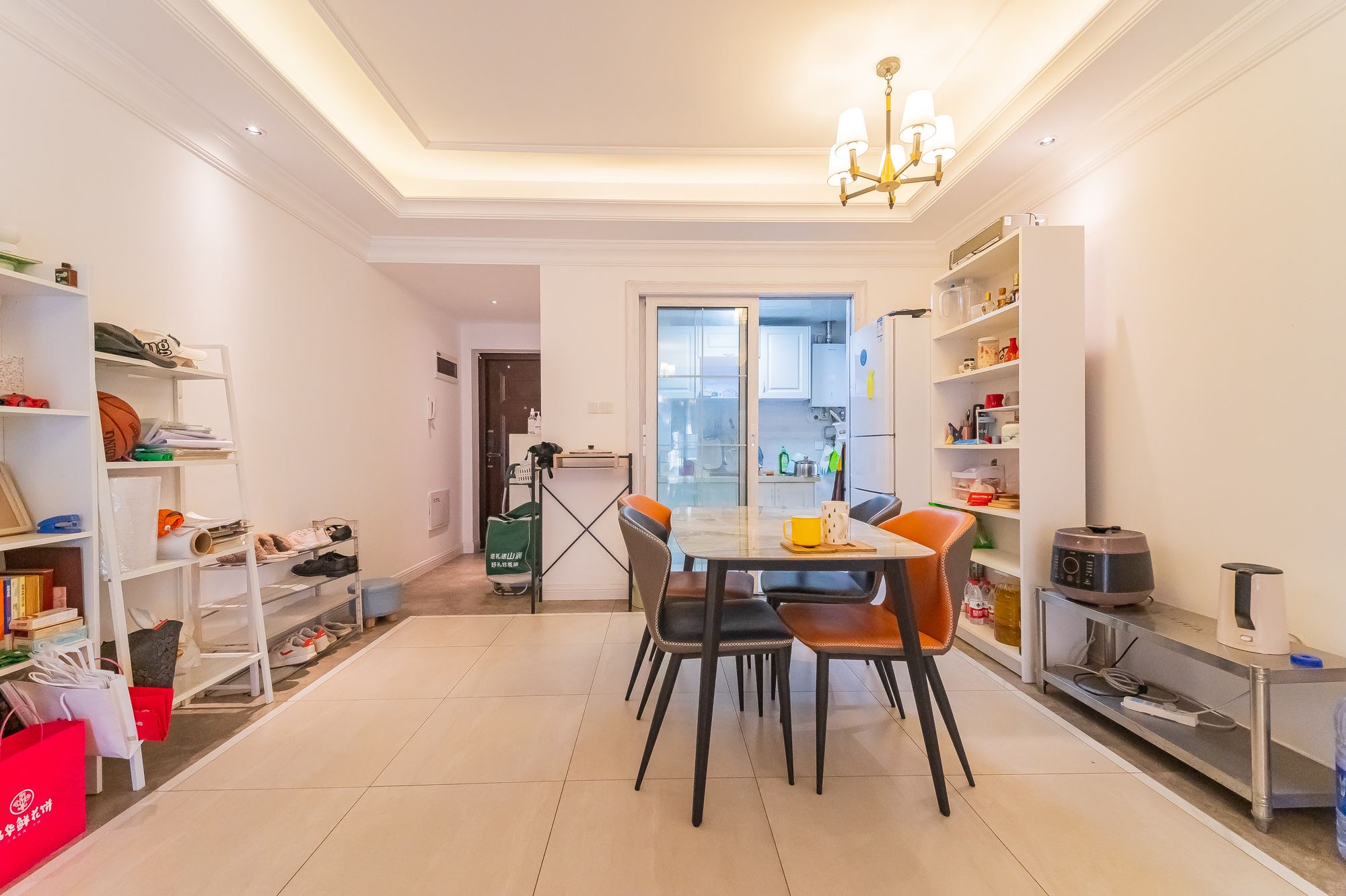 尚鑫海悦(新长海尚海城)  4室2厅2卫    89.8万 尚鑫海悦(新长海尚海城)  4室2厅2卫    89.8万客厅