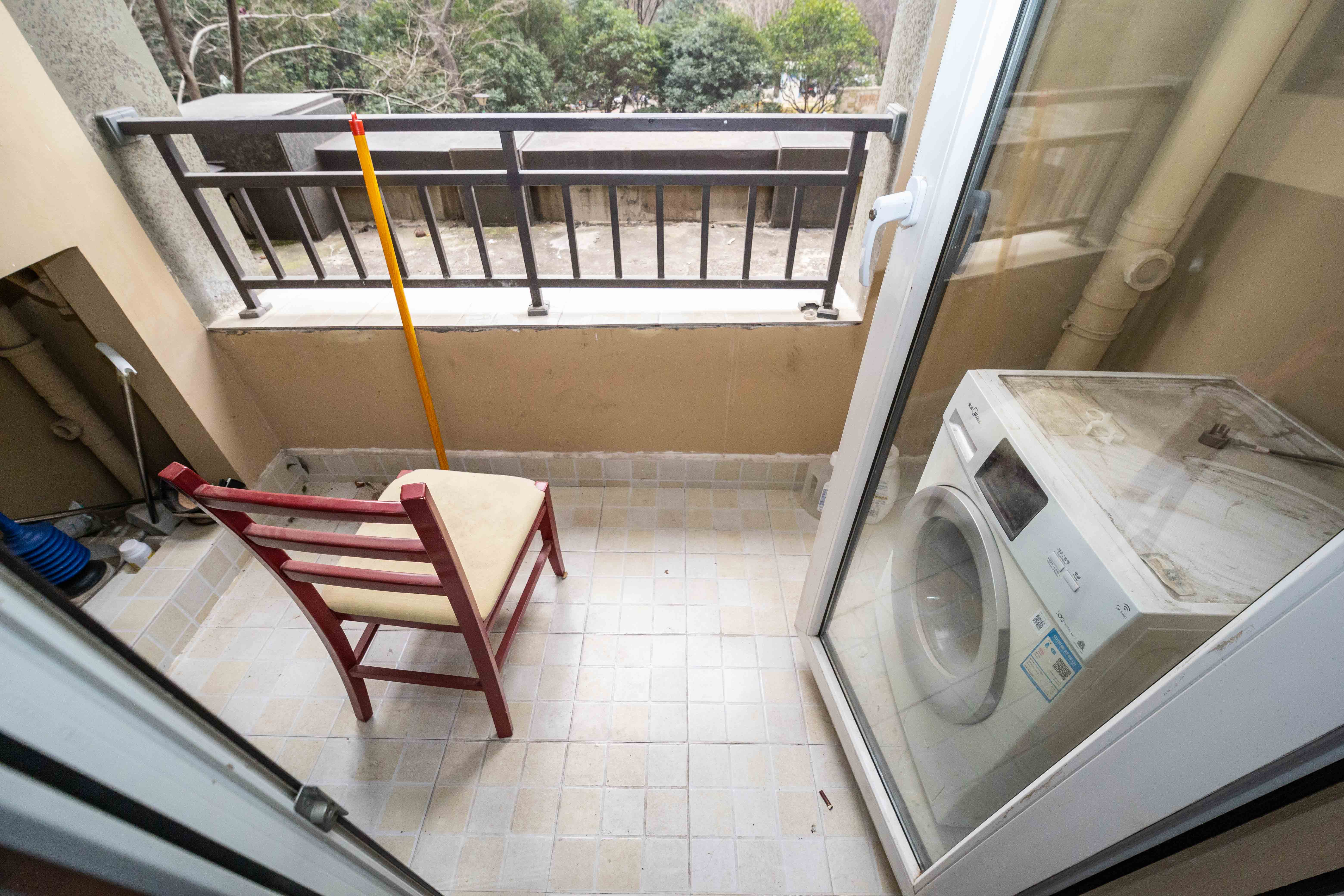 金地格林公馆 3室2厅1卫 73.3万 金地格林公馆 3室2厅1卫 73.3万阳台