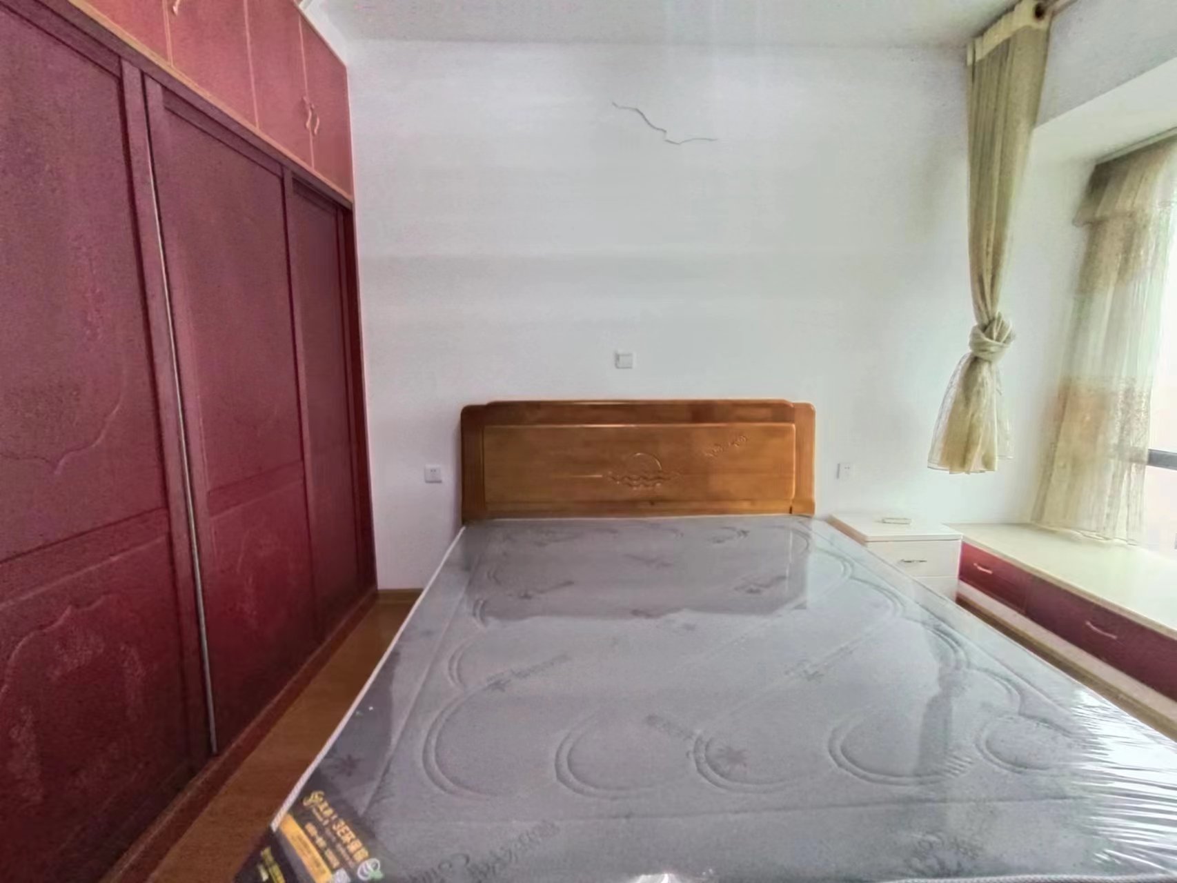 庐山春天早安华晨  2室2厅1卫    58.8万 庐山春天早安华晨  2室2厅1卫    58.8万室内图