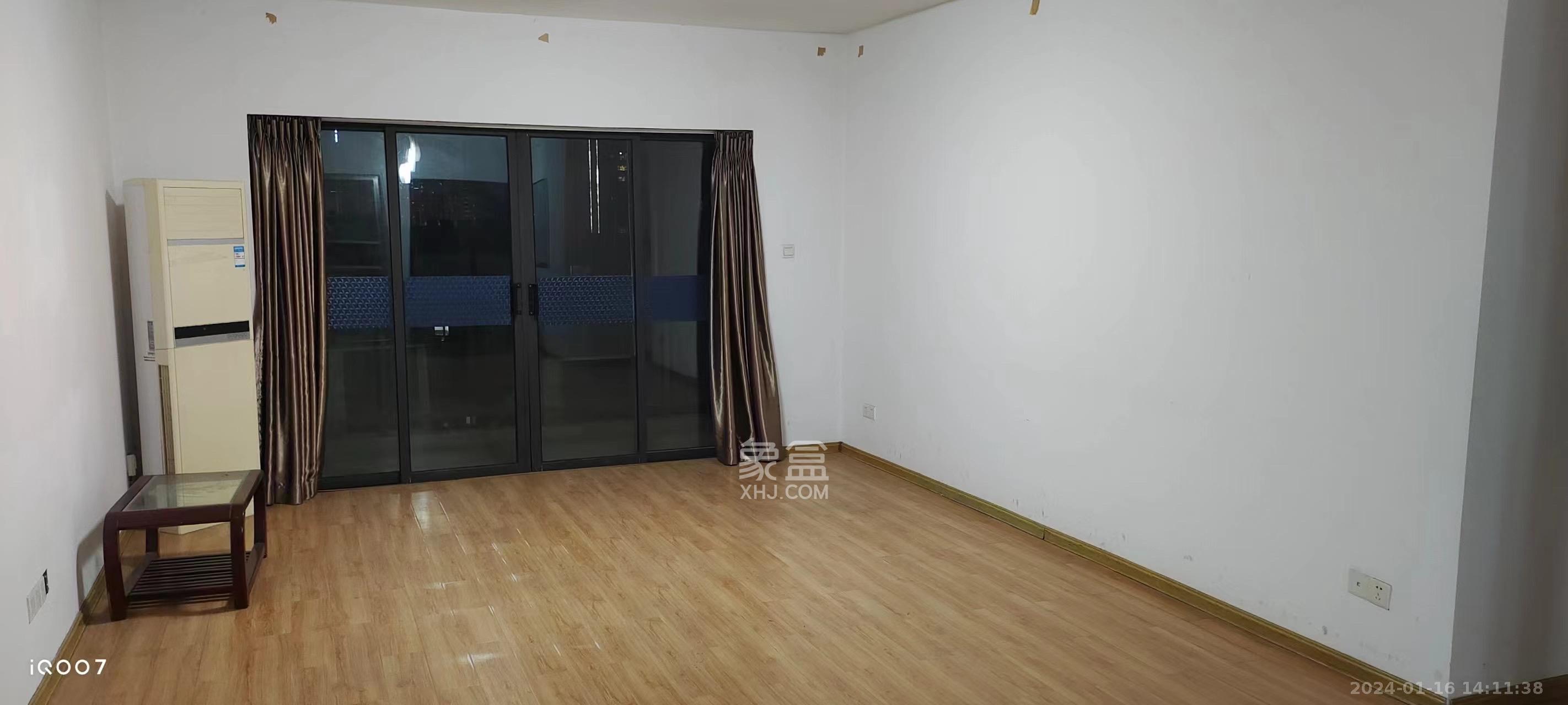 归心苑  3室2厅2卫   3000.00元/月室内图