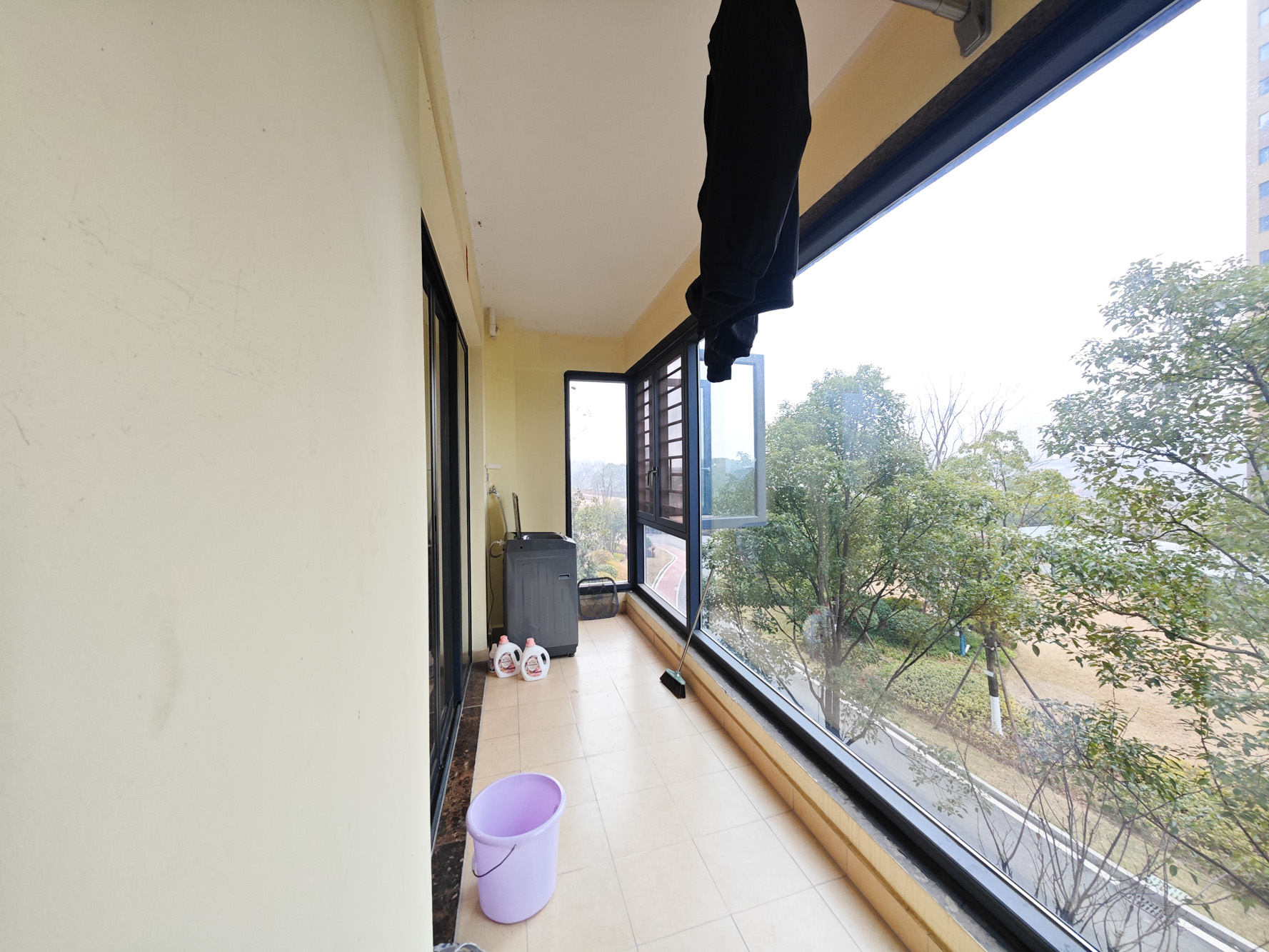 中建嘉和城凤凰台（中建瑞兴家园）  3室2厅2卫   122.00万阳台