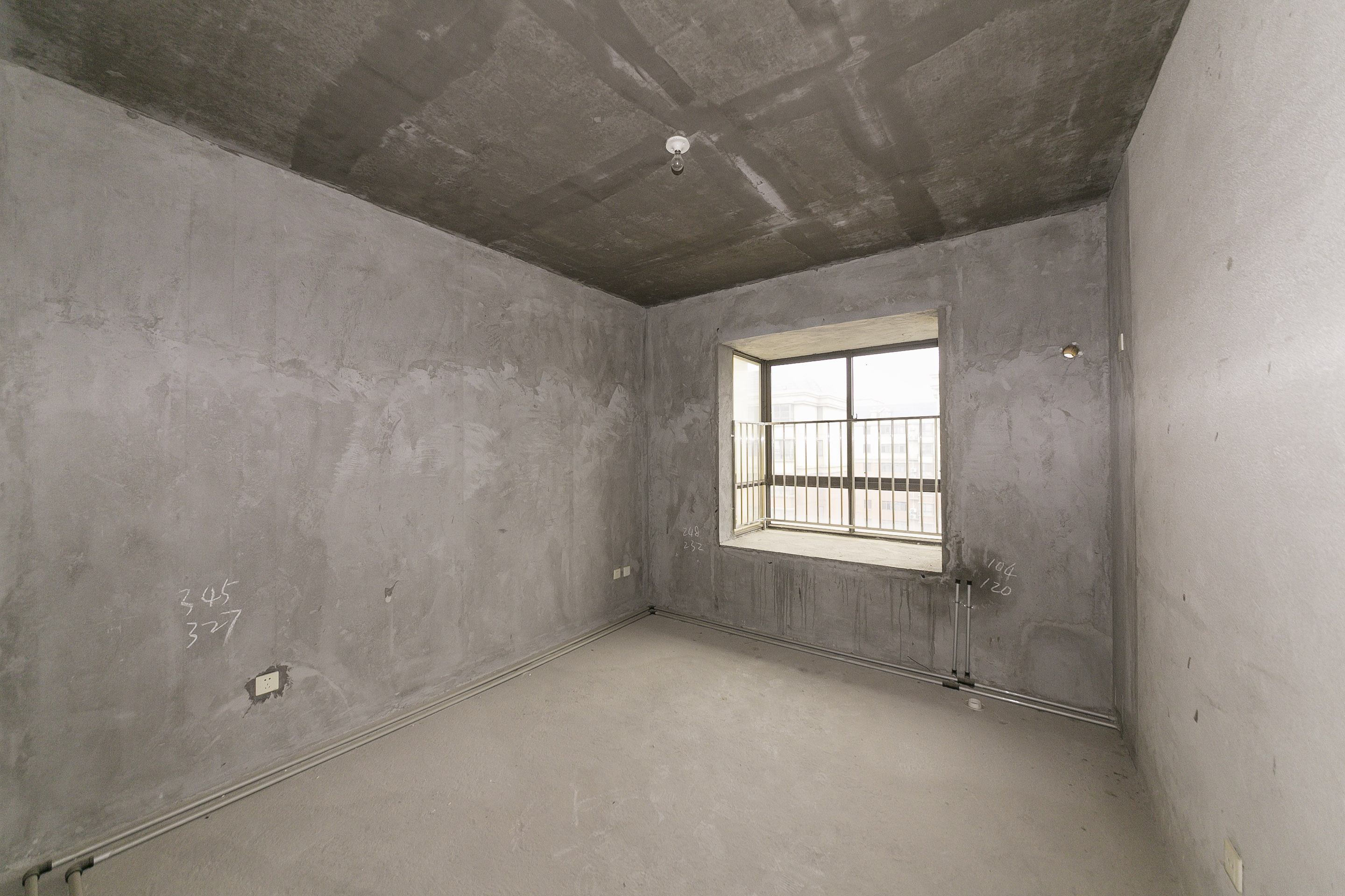 天心金桂园住宅小区 4室2厅2卫 158.0万 天心金桂园住宅小区 4室2厅2卫 158.0万卧室