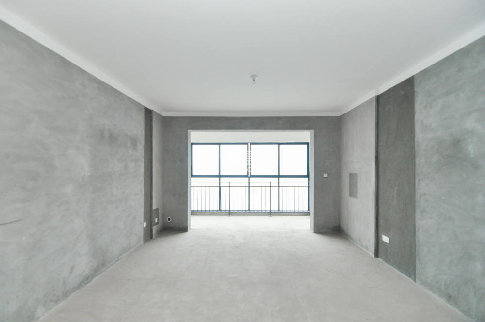 中建梅溪湖中心  4室2厅3卫   330.00万