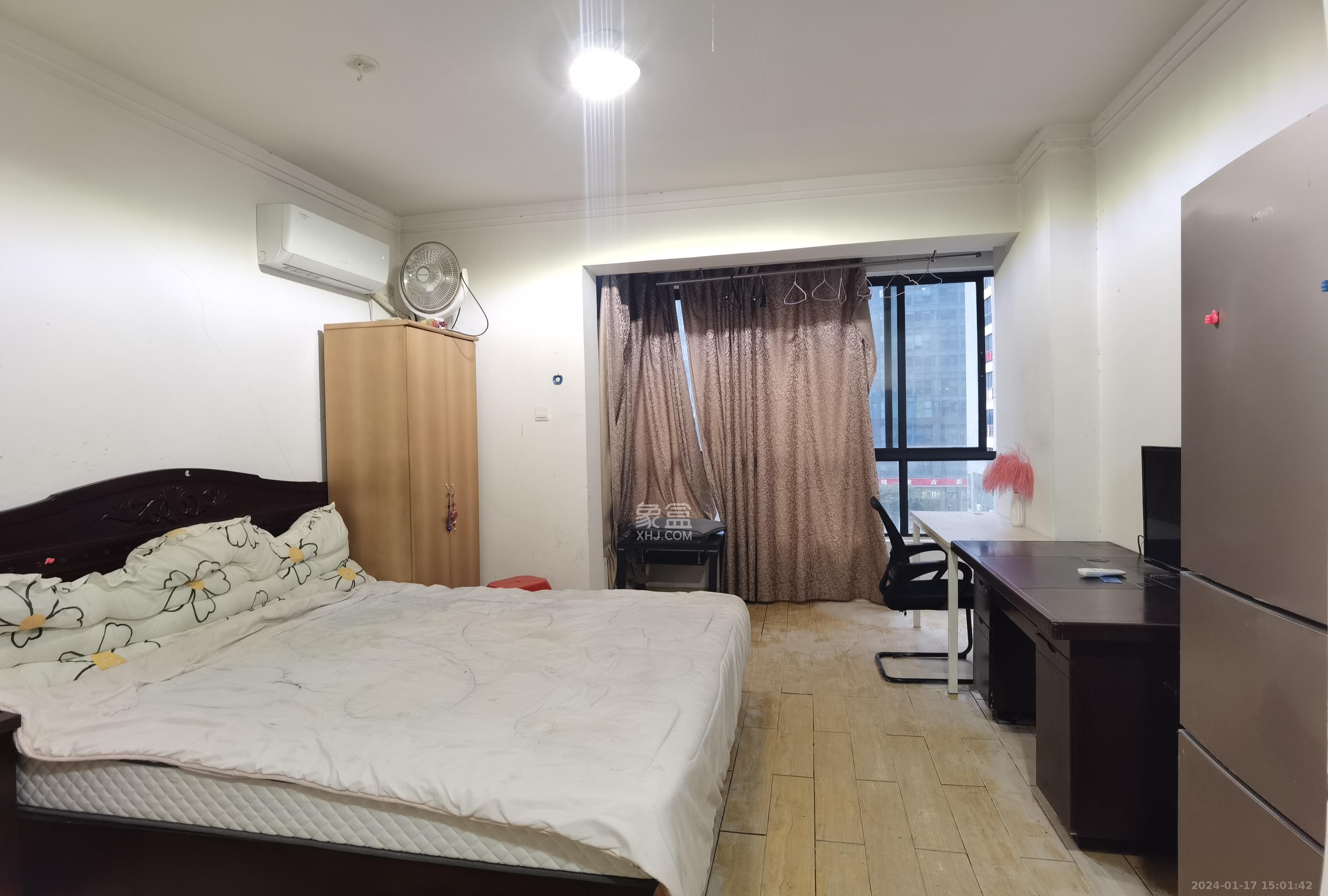 标志商务中心  1室1厅1卫   1200.00元/月室内图