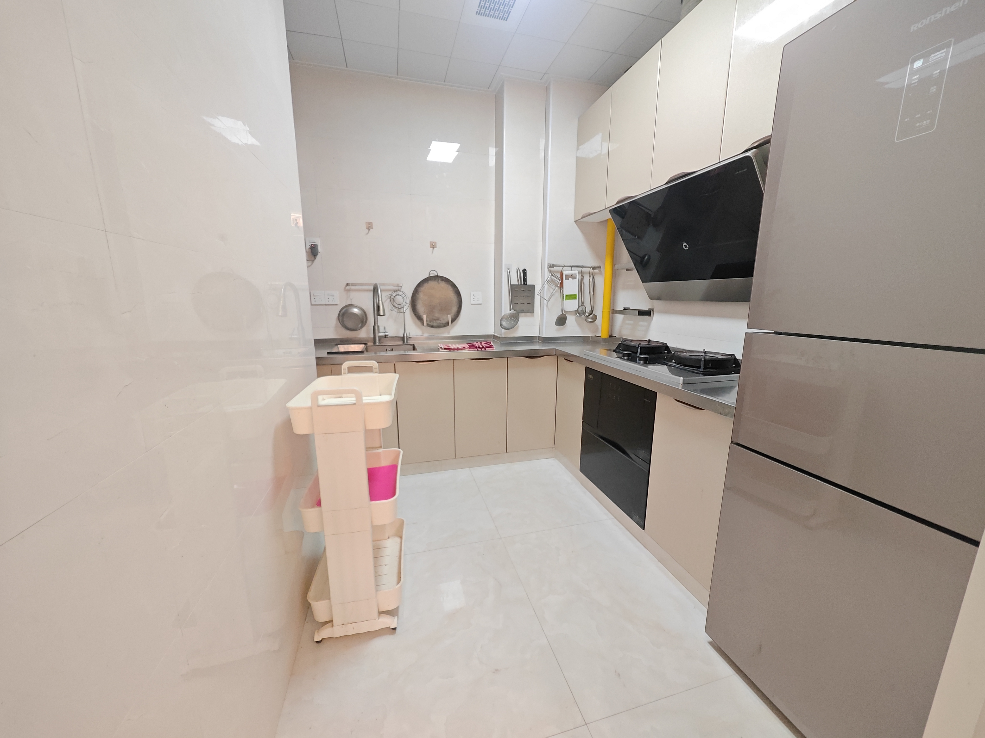 金轮津桥华府 3室2厅1卫 66.0万 金轮津桥华府 3室2厅1卫 66.0万室内图