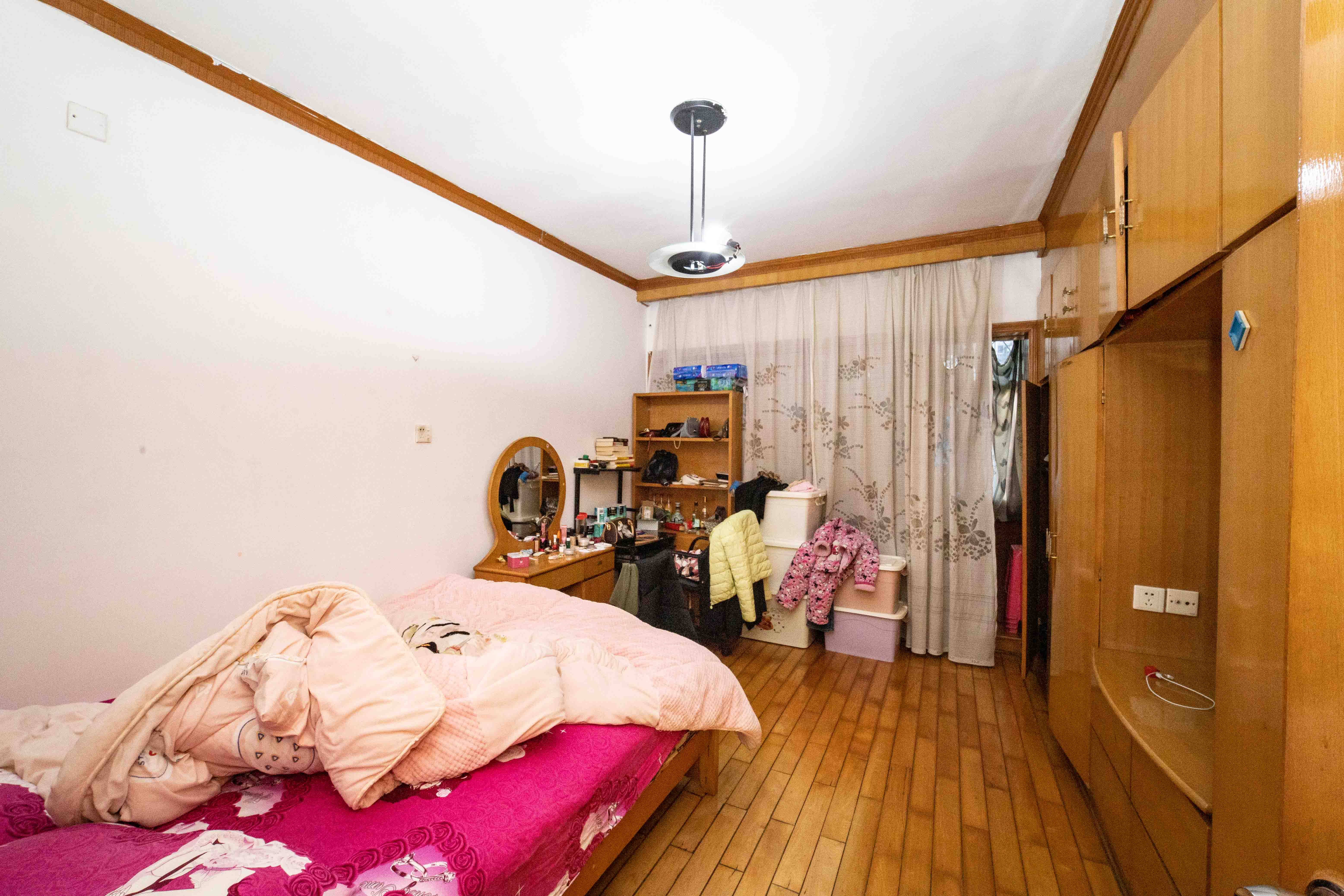 安泰新村  2室2厅1卫   40.00万卧室