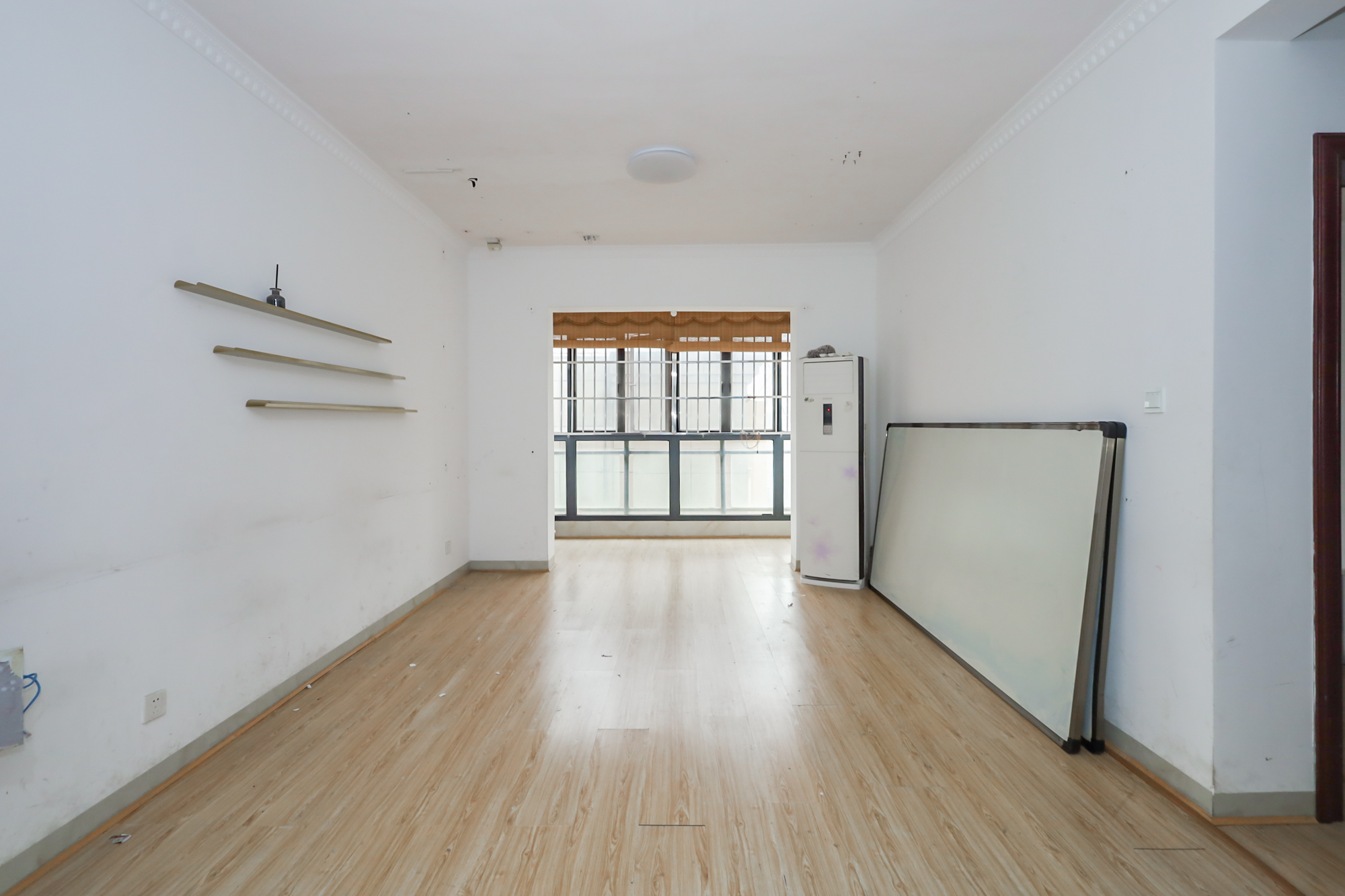 奥克斯广场 2室2厅1卫 72.8万 奥克斯广场 2室2厅1卫 72.8万客厅