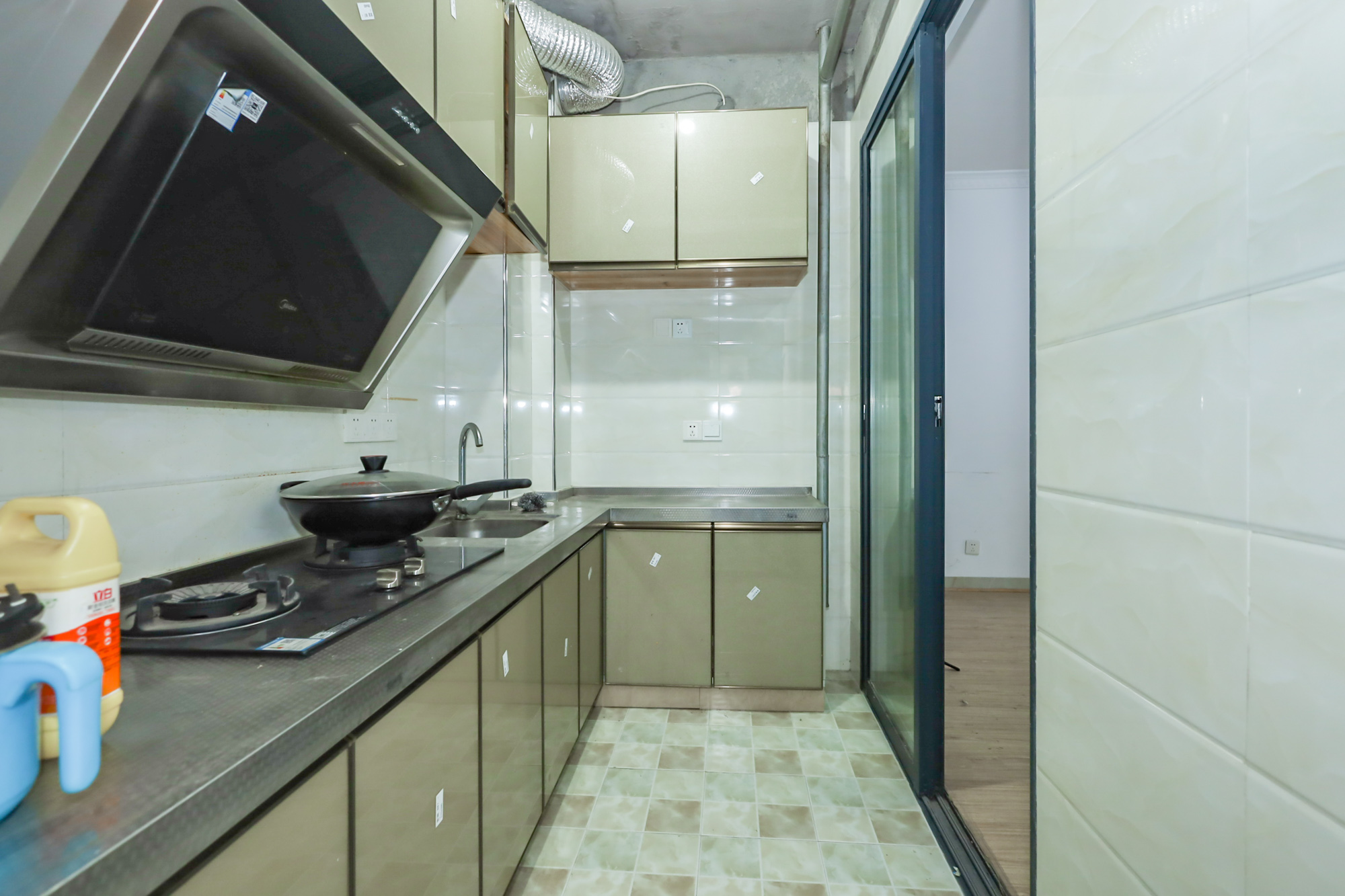 奥克斯广场 2室2厅1卫 72.8万 奥克斯广场 2室2厅1卫 72.8万厨房