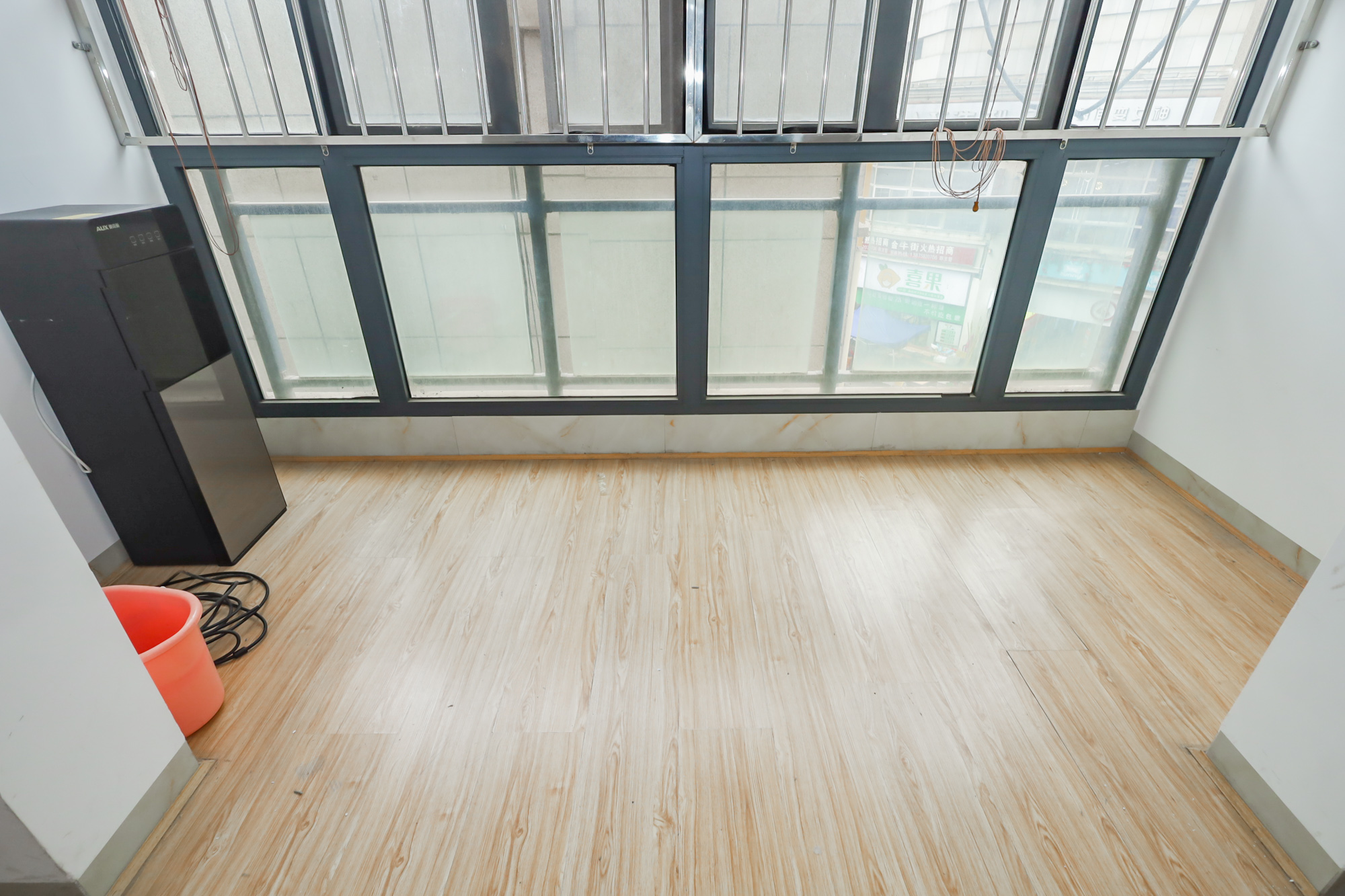 奥克斯广场 2室2厅1卫 72.8万 奥克斯广场 2室2厅1卫 72.8万阳台