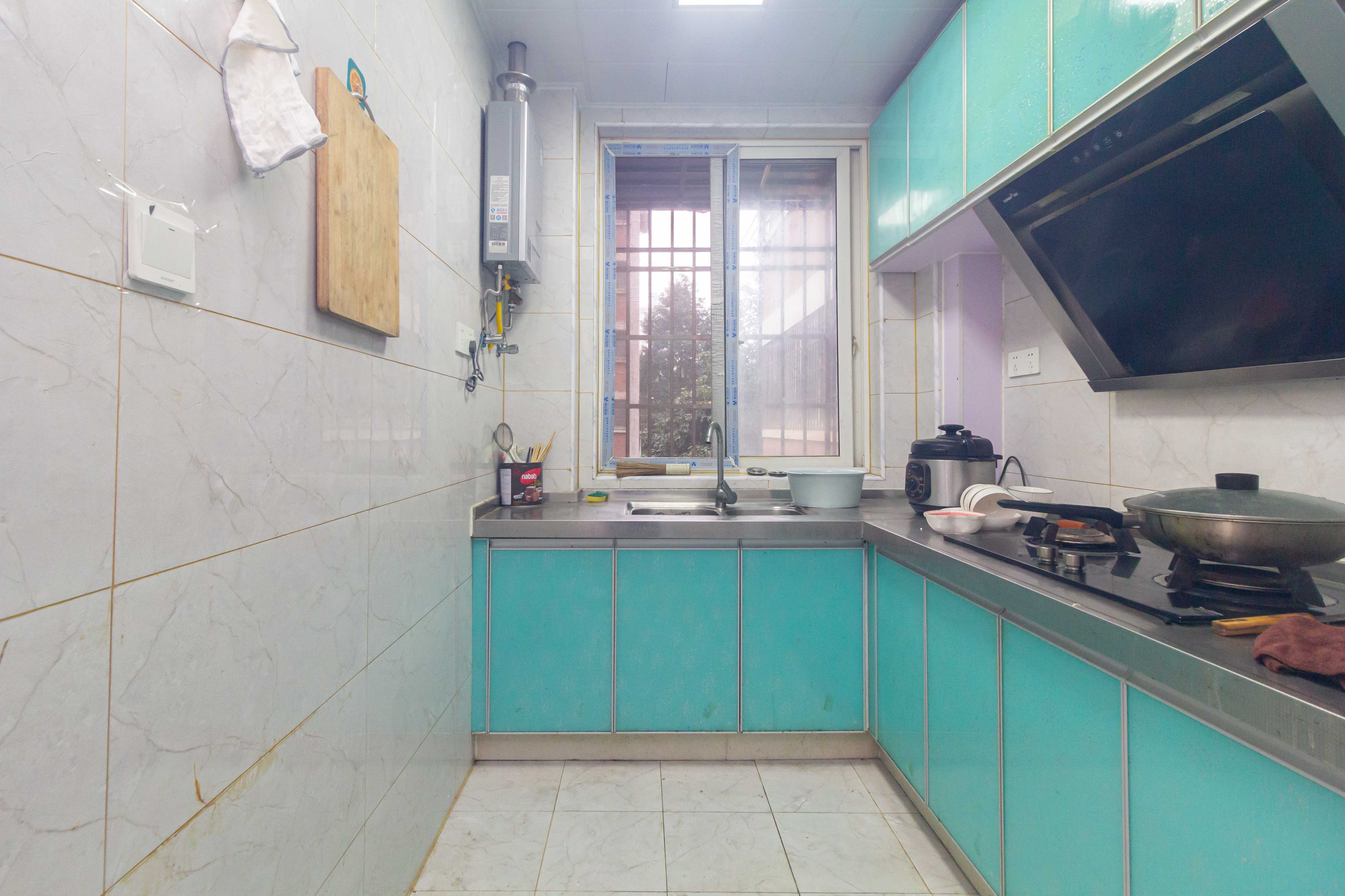 东门尚苑 2室2厅1卫 48.0万 东门尚苑 2室2厅1卫 48.0万厨房