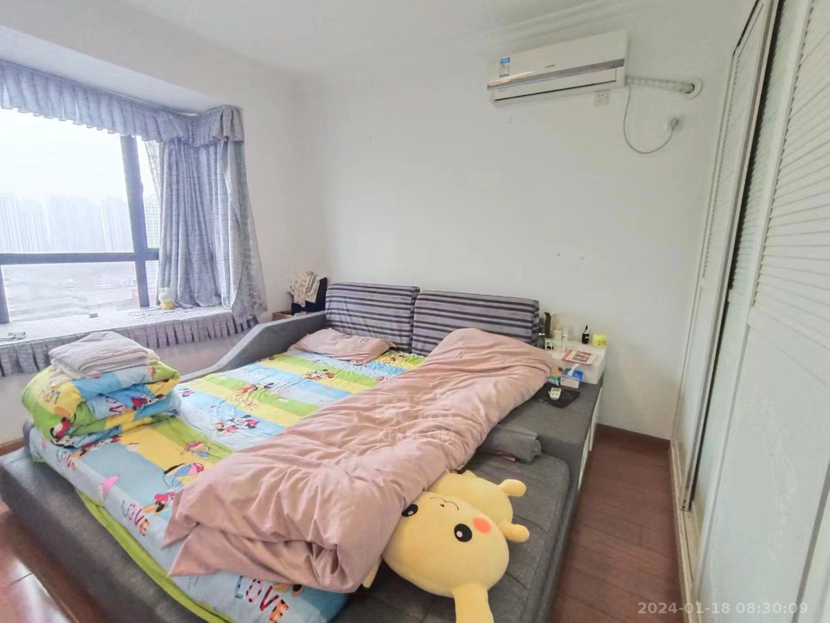 中建御山和苑  3室2厅2卫   2500.00元/月室内图
