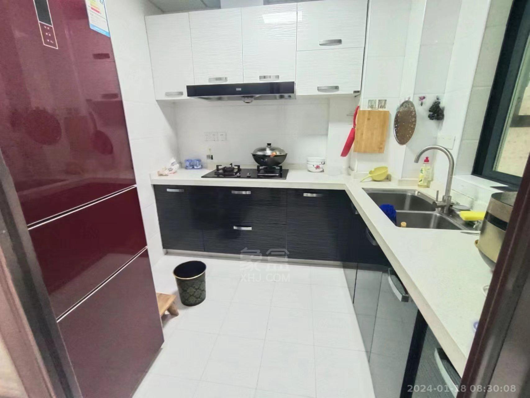 中建御山和苑  3室2厅2卫   2500.00元/月室内图